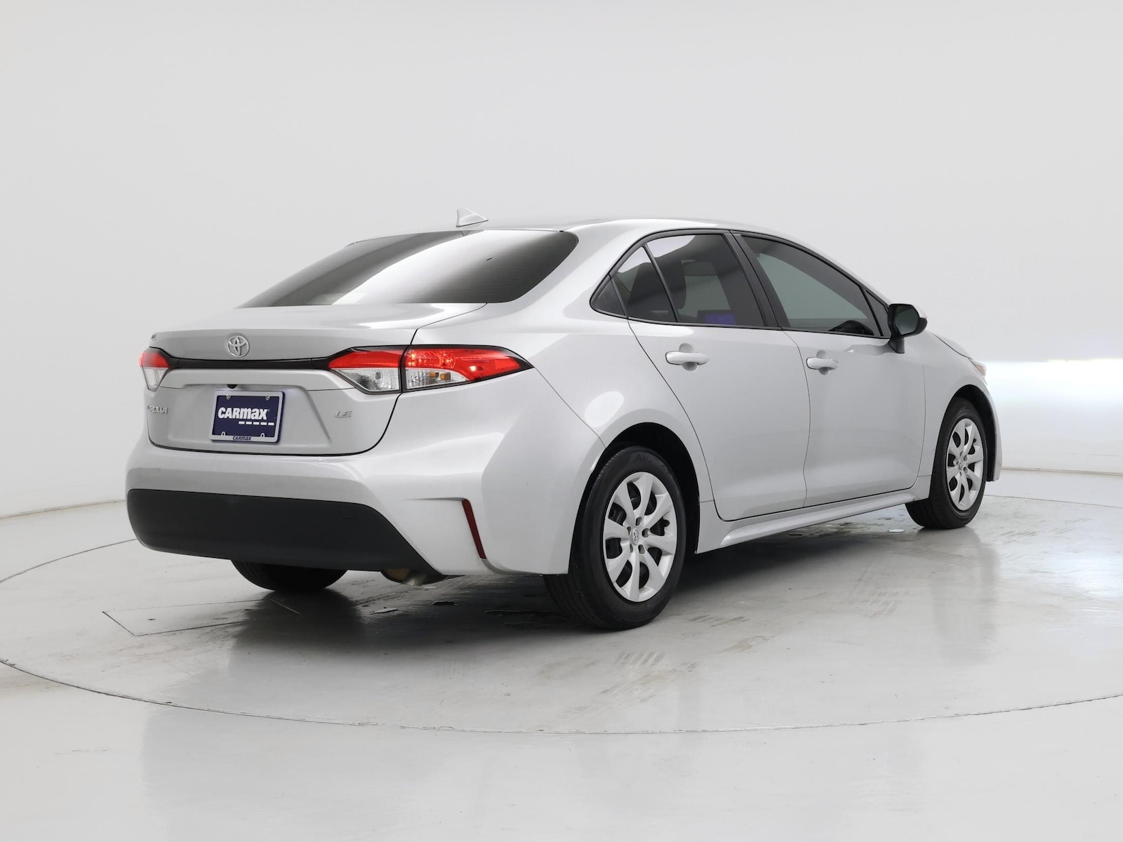 2023 Toyota Corolla LE - Photo 9