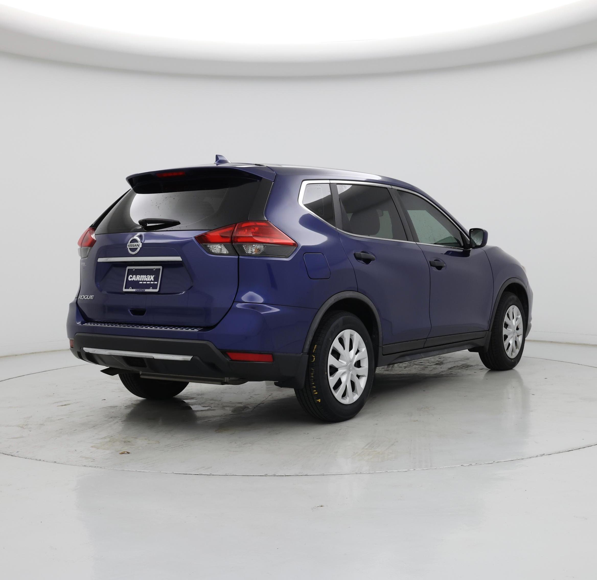 Thumbnail: 2017 Nissan Rogue - 8