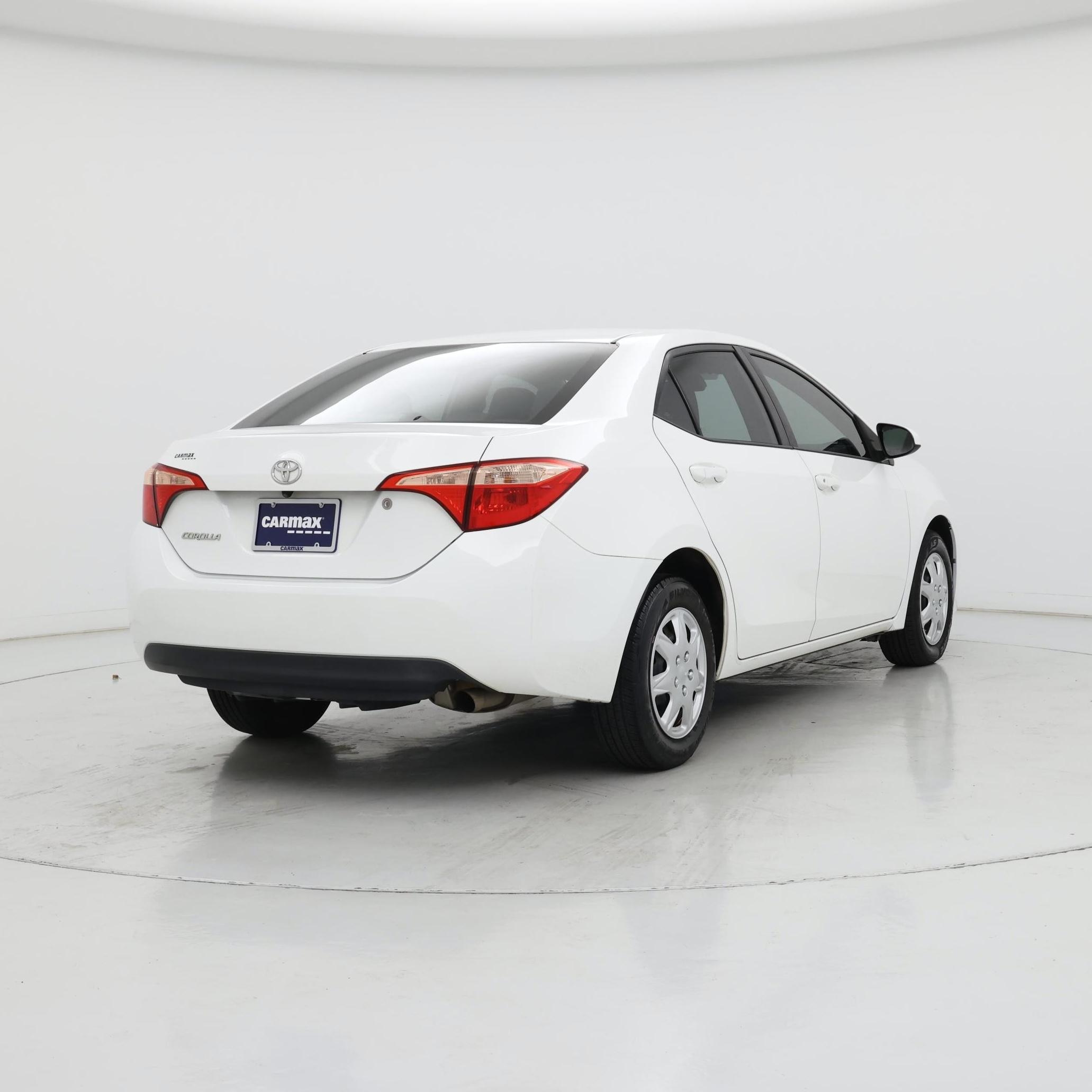 Thumbnail: 2018 Toyota Corolla - 8