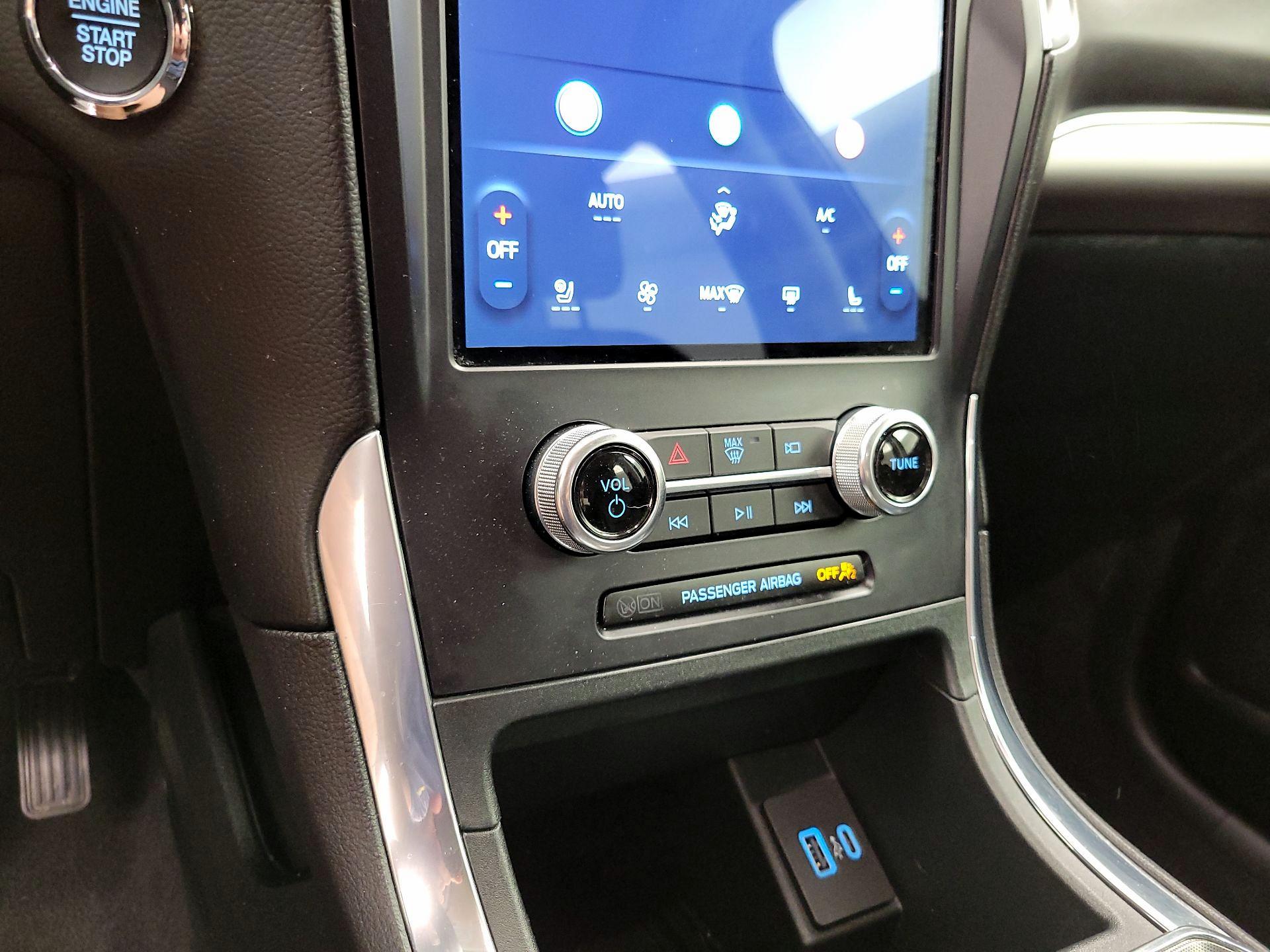 Thumbnail: 2024 Ford Edge - 16