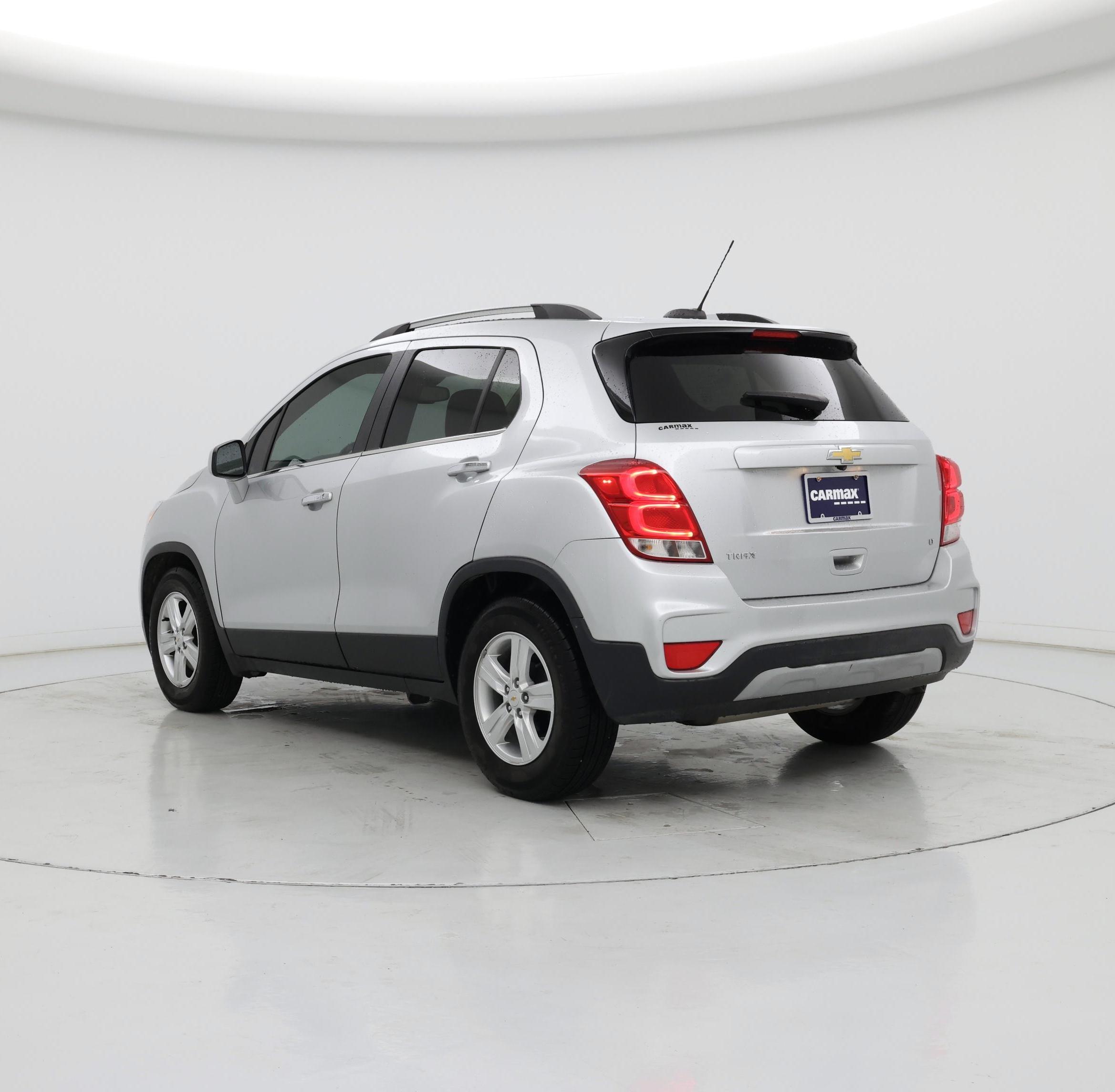 Thumbnail: 2019 Chevrolet Trax - 2
