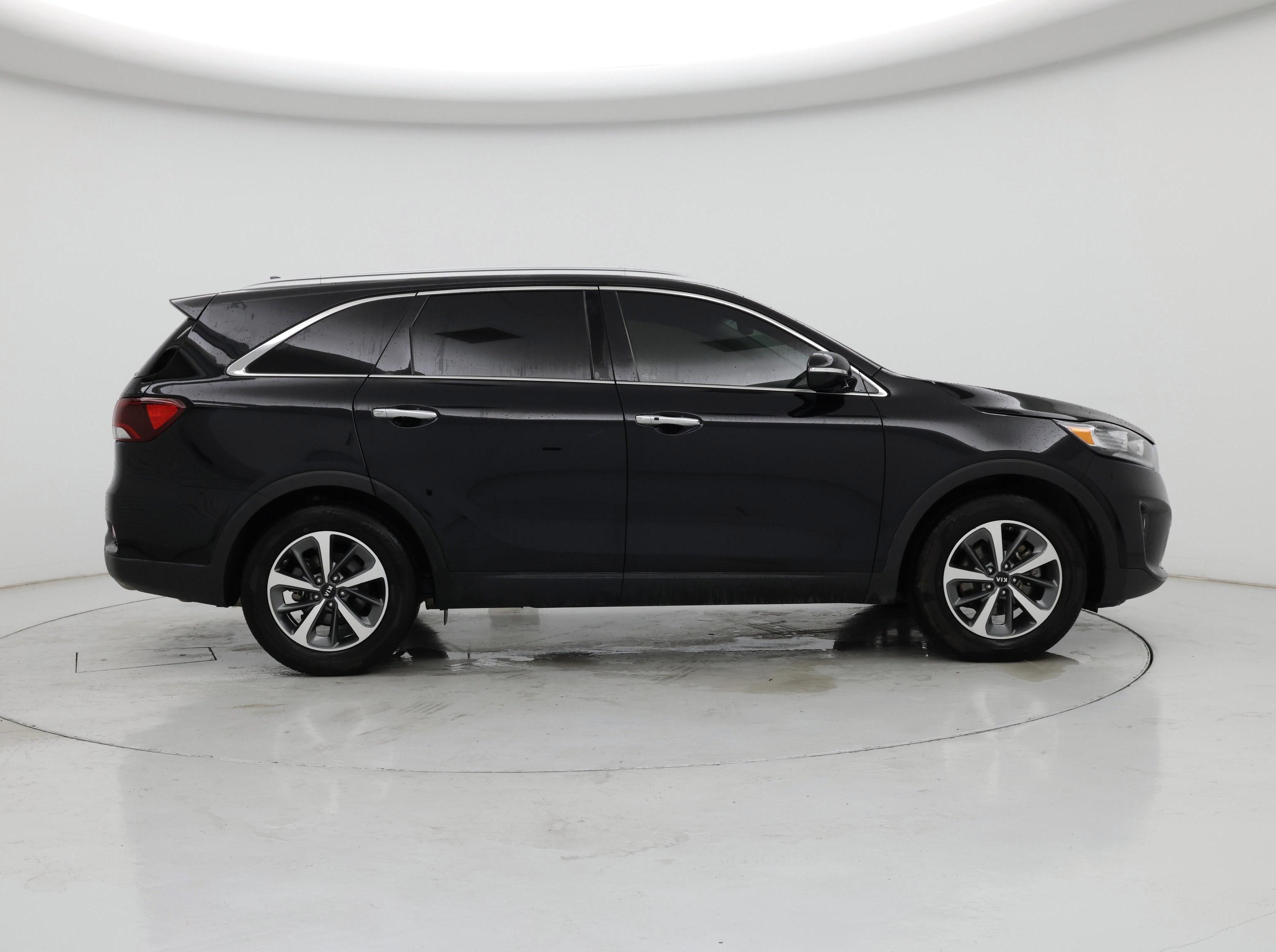 Thumbnail: 2017 Kia Sorento - 7