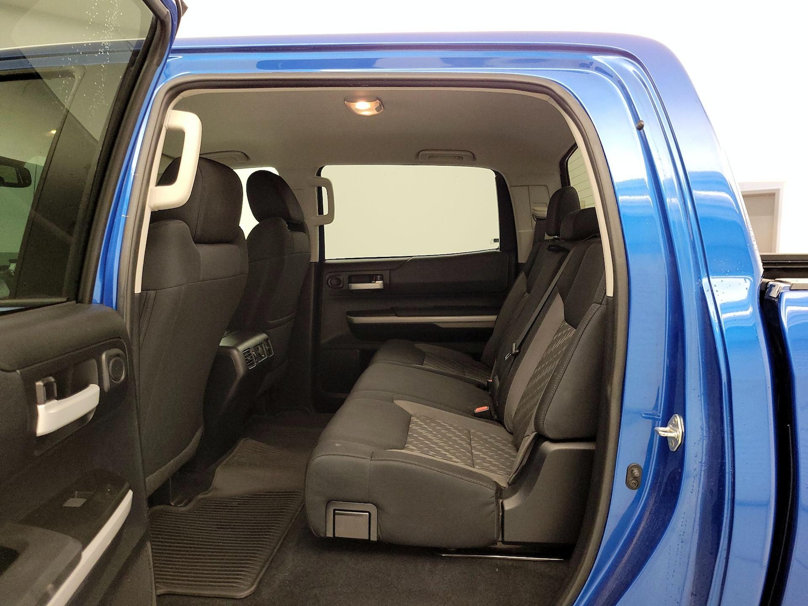 2018 Toyota Tundra SR5 - Photo 20