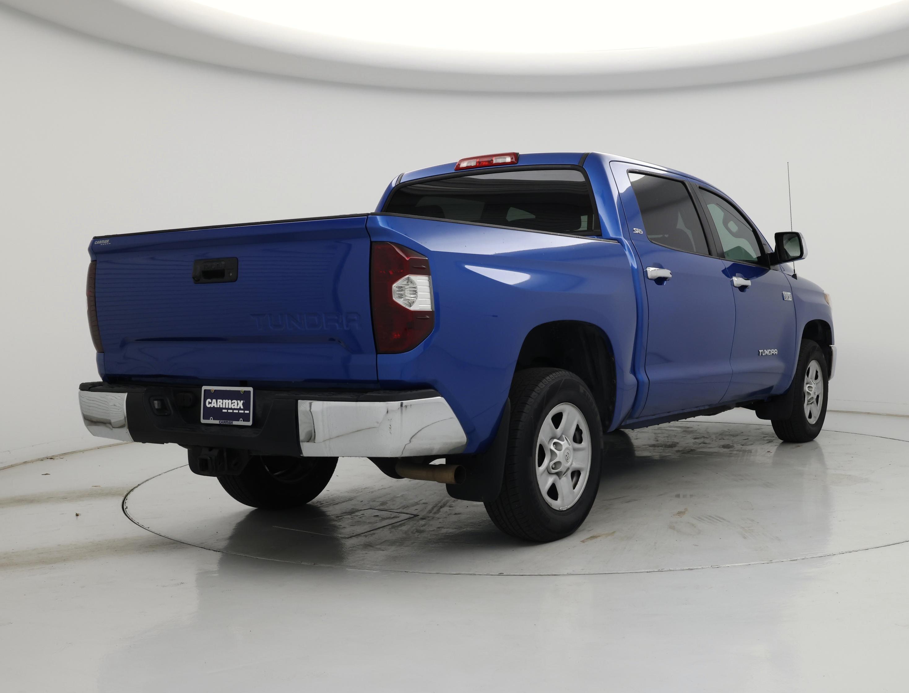 Thumbnail: 2018 Toyota Tundra - 8