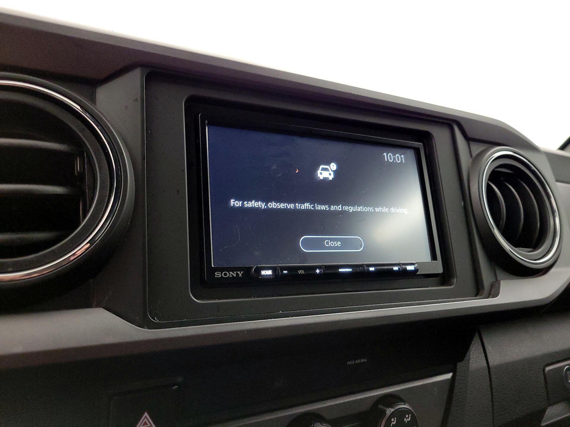 Thumbnail: 2019 Toyota Tacoma - 15