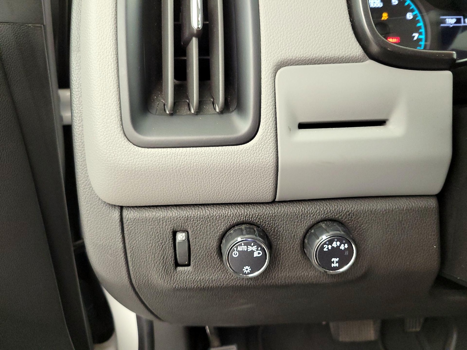 2022 Chevrolet Colorado Work Truck - Photo 14