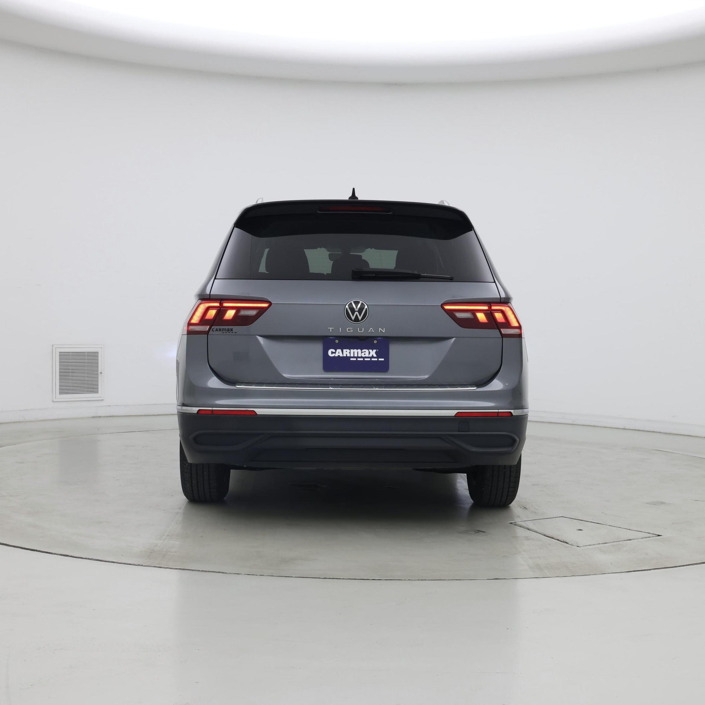 Thumbnail: 2023 Volkswagen Tiguan - 6