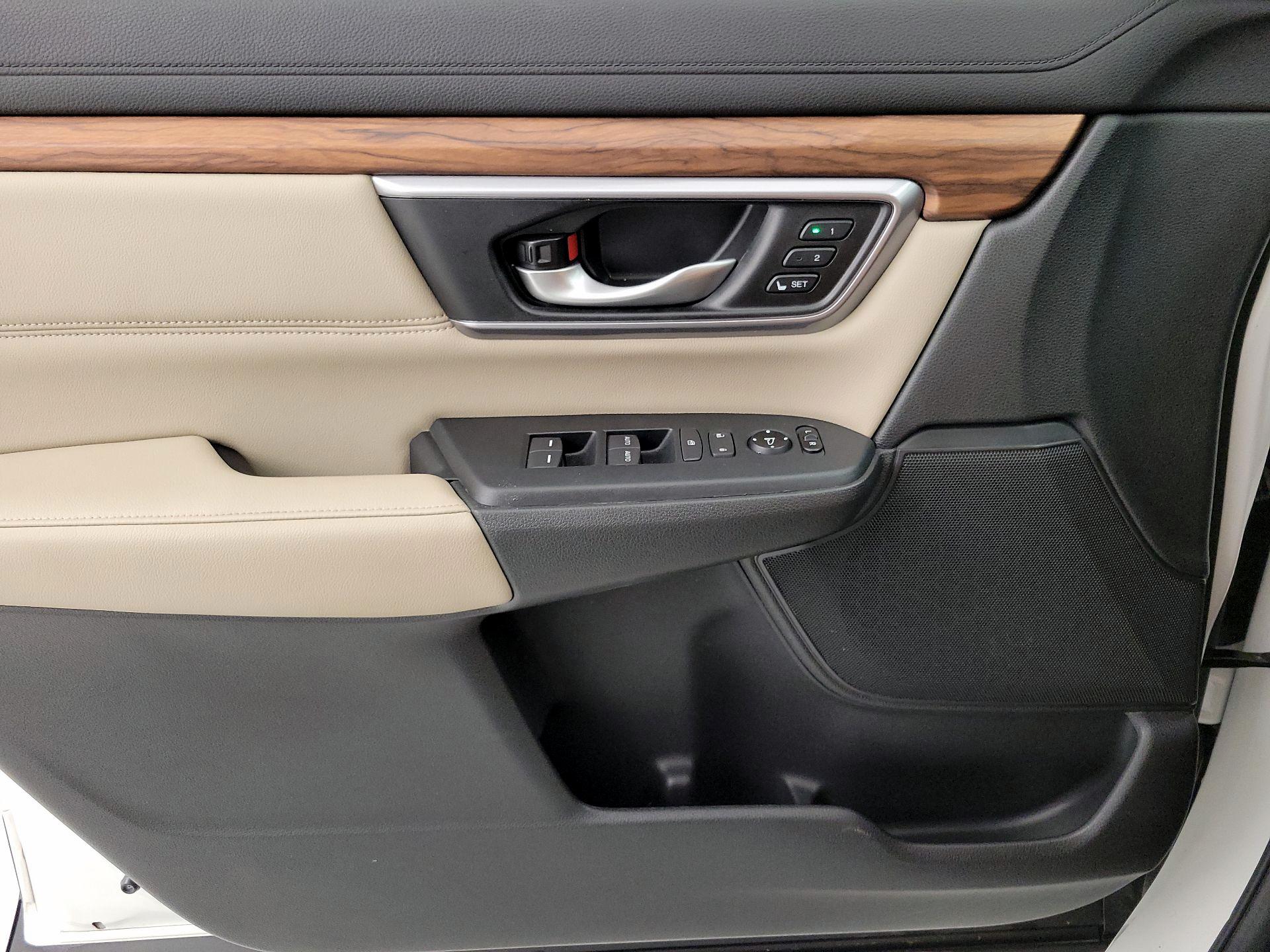 Thumbnail: 2017 Honda CR-V - 12