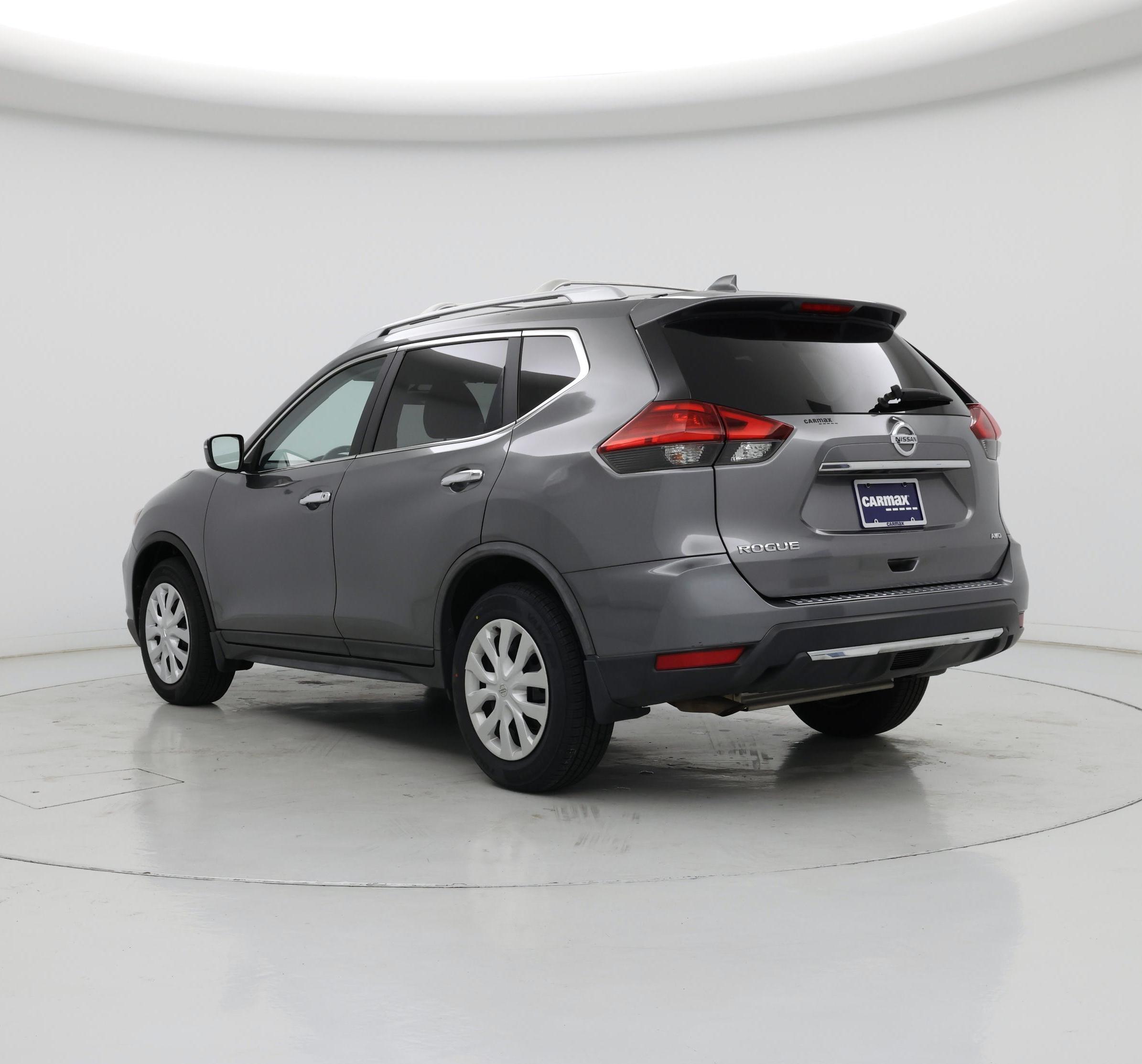 Thumbnail: 2017 Nissan Rogue - 2