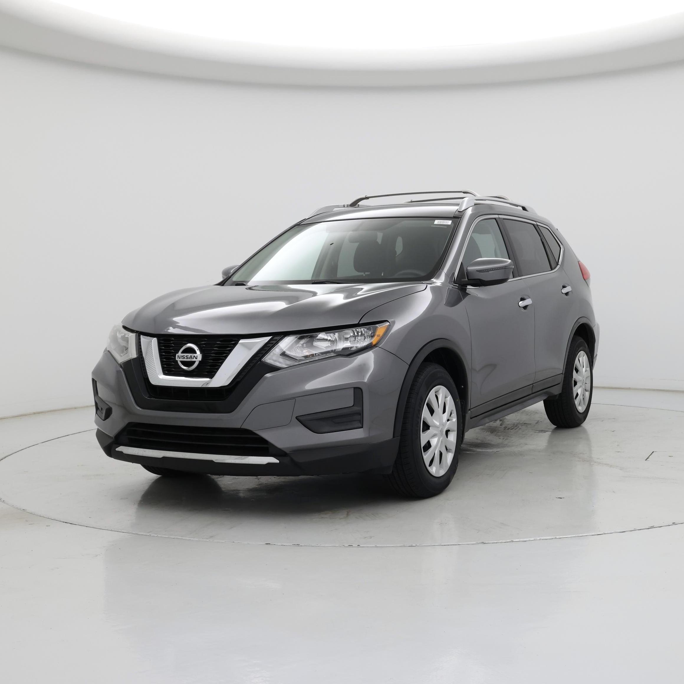 Thumbnail: 2017 Nissan Rogue - 4