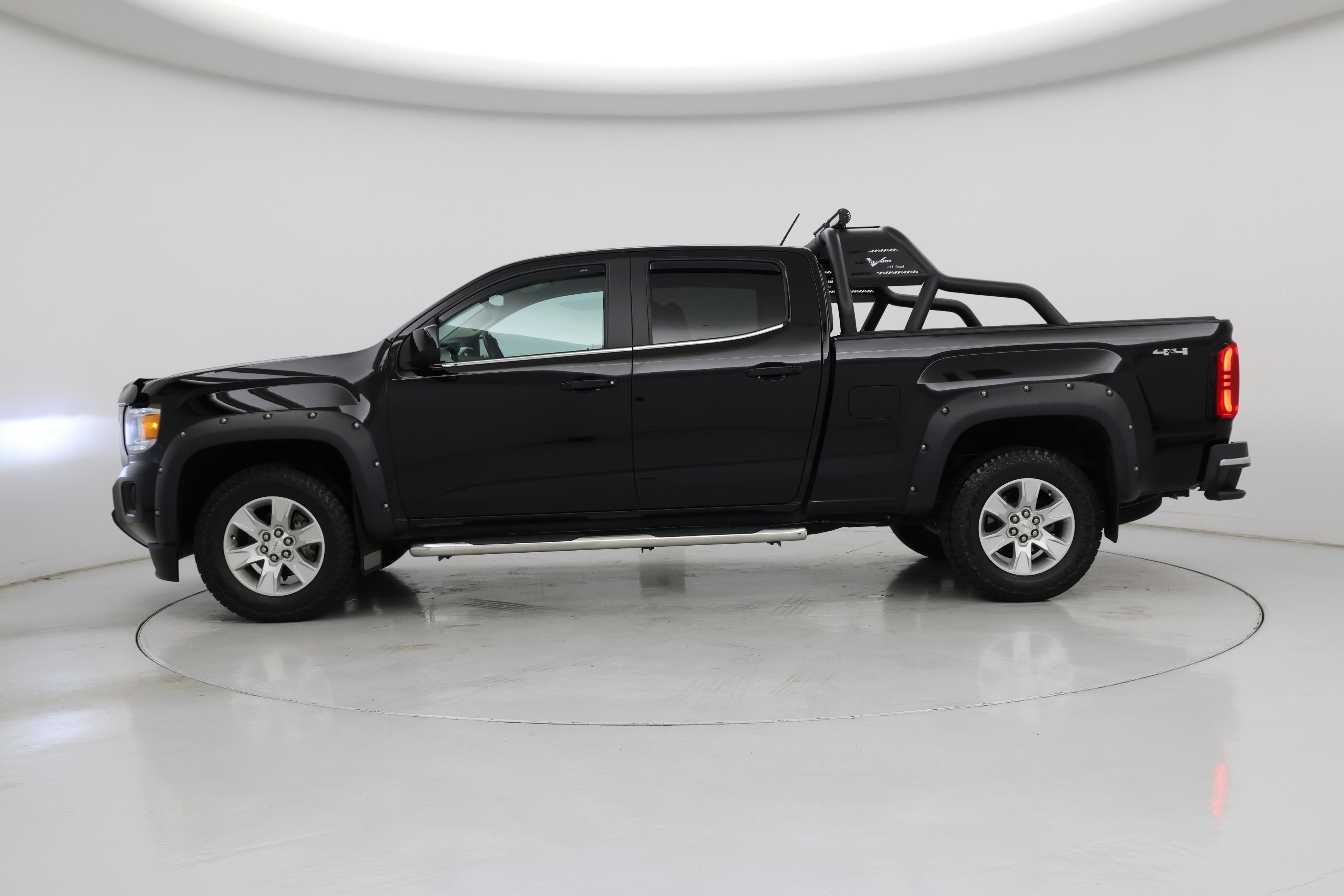 Thumbnail: 2018 GMC Canyon - 3