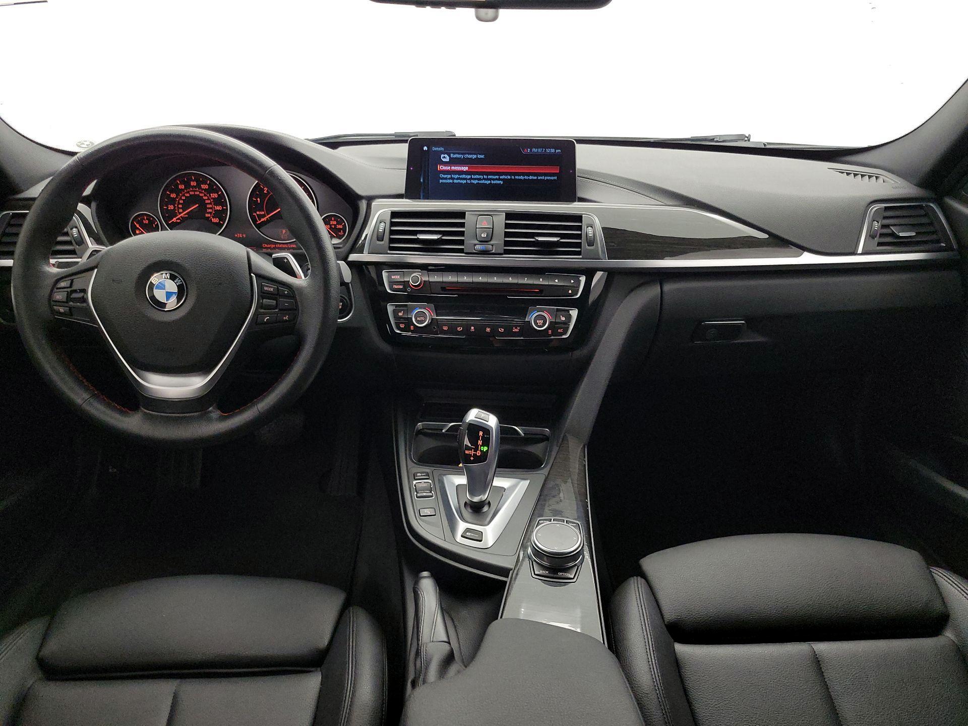 Thumbnail: 2018 BMW 3 Series - 9