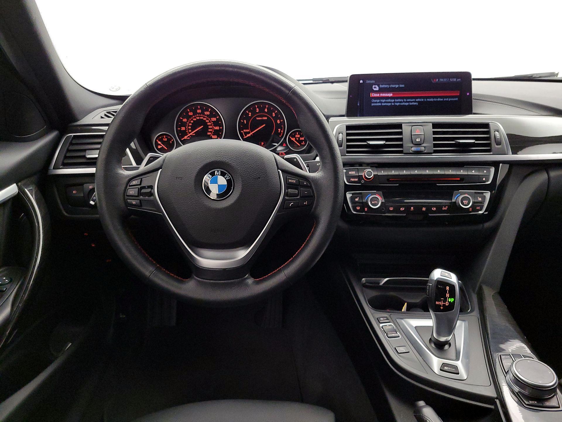 Thumbnail: 2018 BMW 3 Series - 10