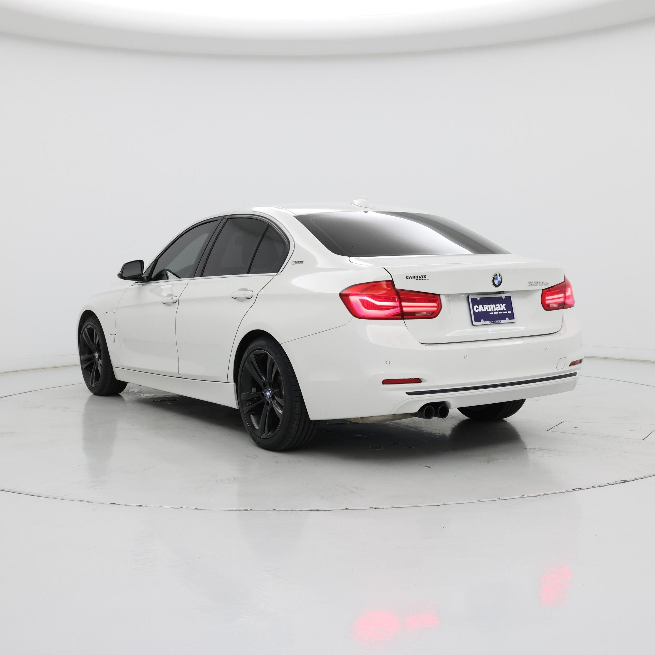 Thumbnail: 2018 BMW 3 Series - 2