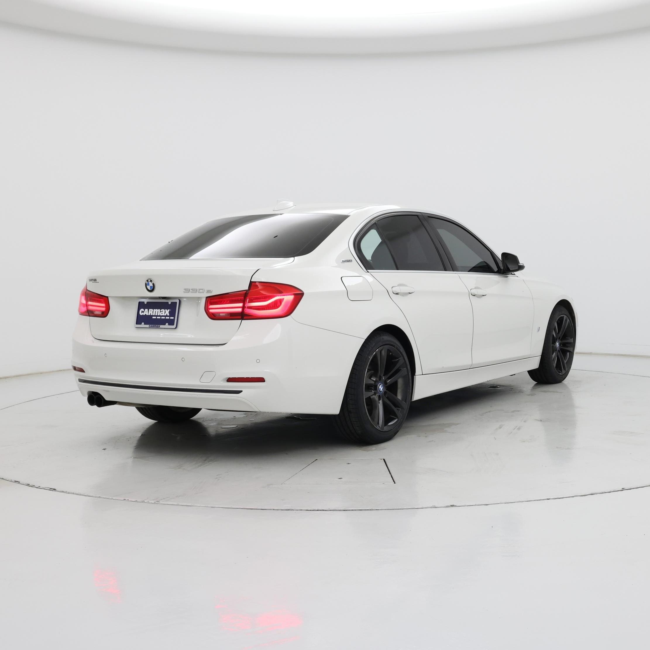 Thumbnail: 2018 BMW 3 Series - 8