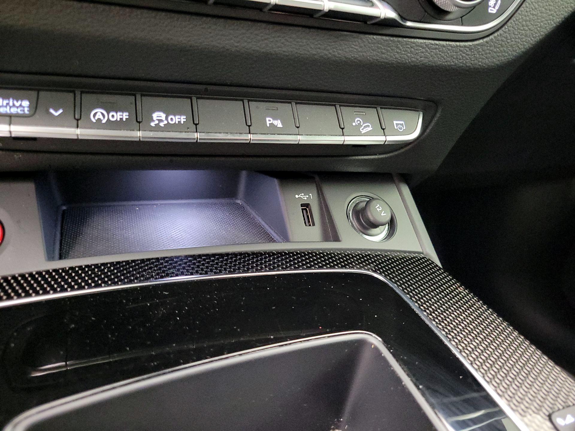 Thumbnail: 2024 Audi SQ5 - 19