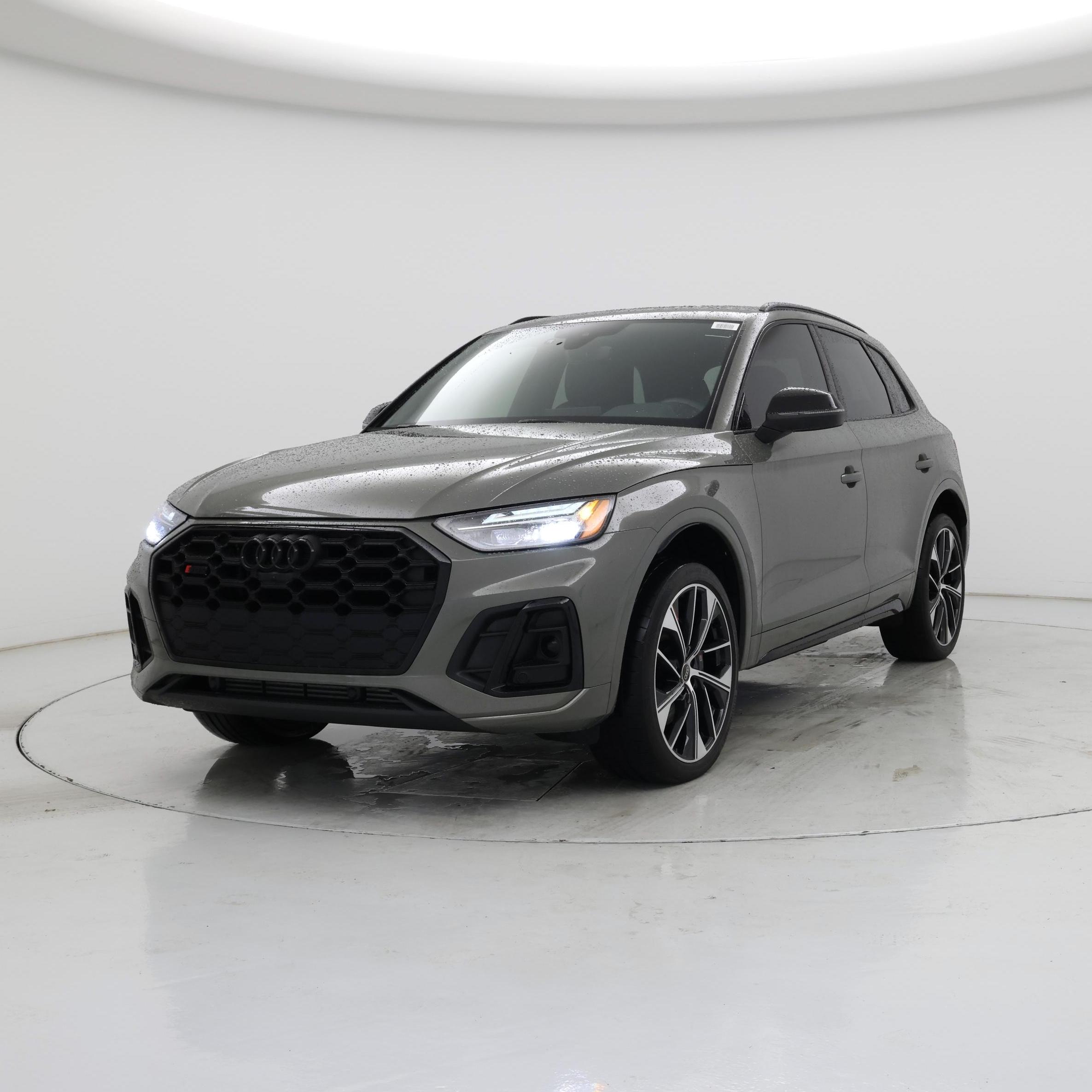 Thumbnail: 2024 Audi SQ5 - 4