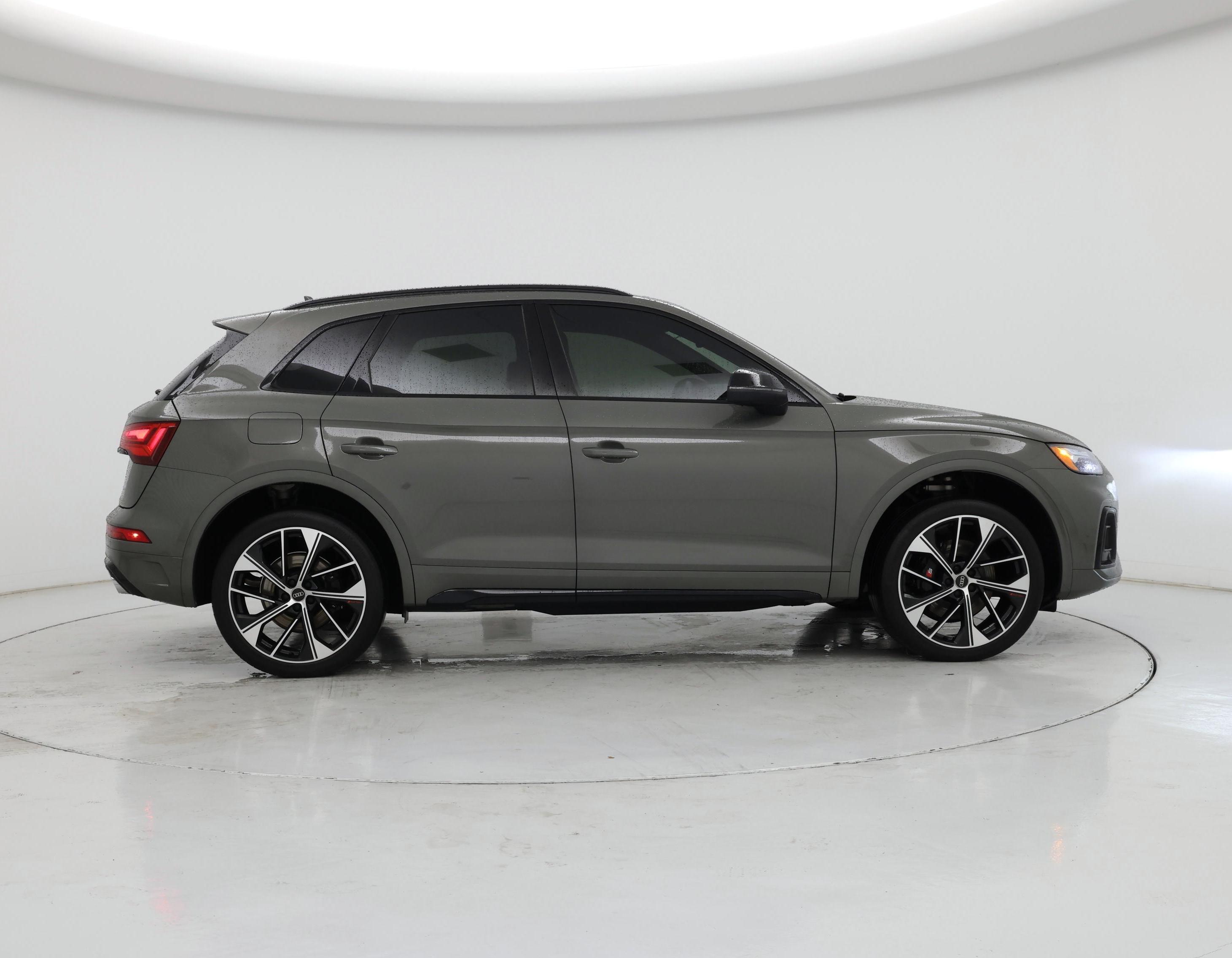 Thumbnail: 2024 Audi SQ5 - 7