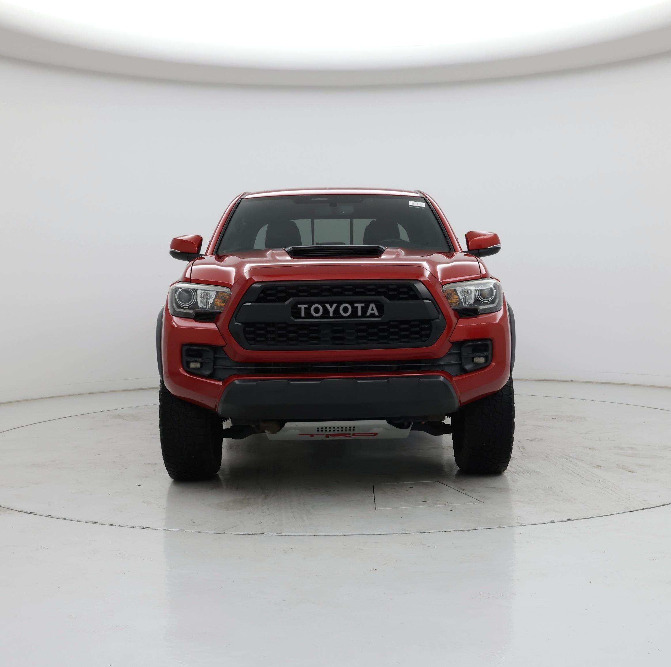 Thumbnail: 2017 Toyota Tacoma - 5