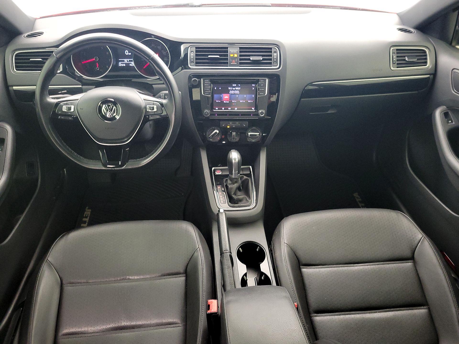 Thumbnail: 2018 Volkswagen Jetta - 9