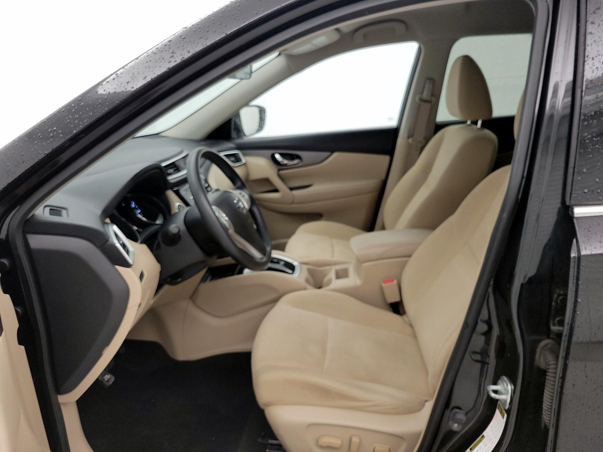 Thumbnail: 2016 Nissan Rogue - 11
