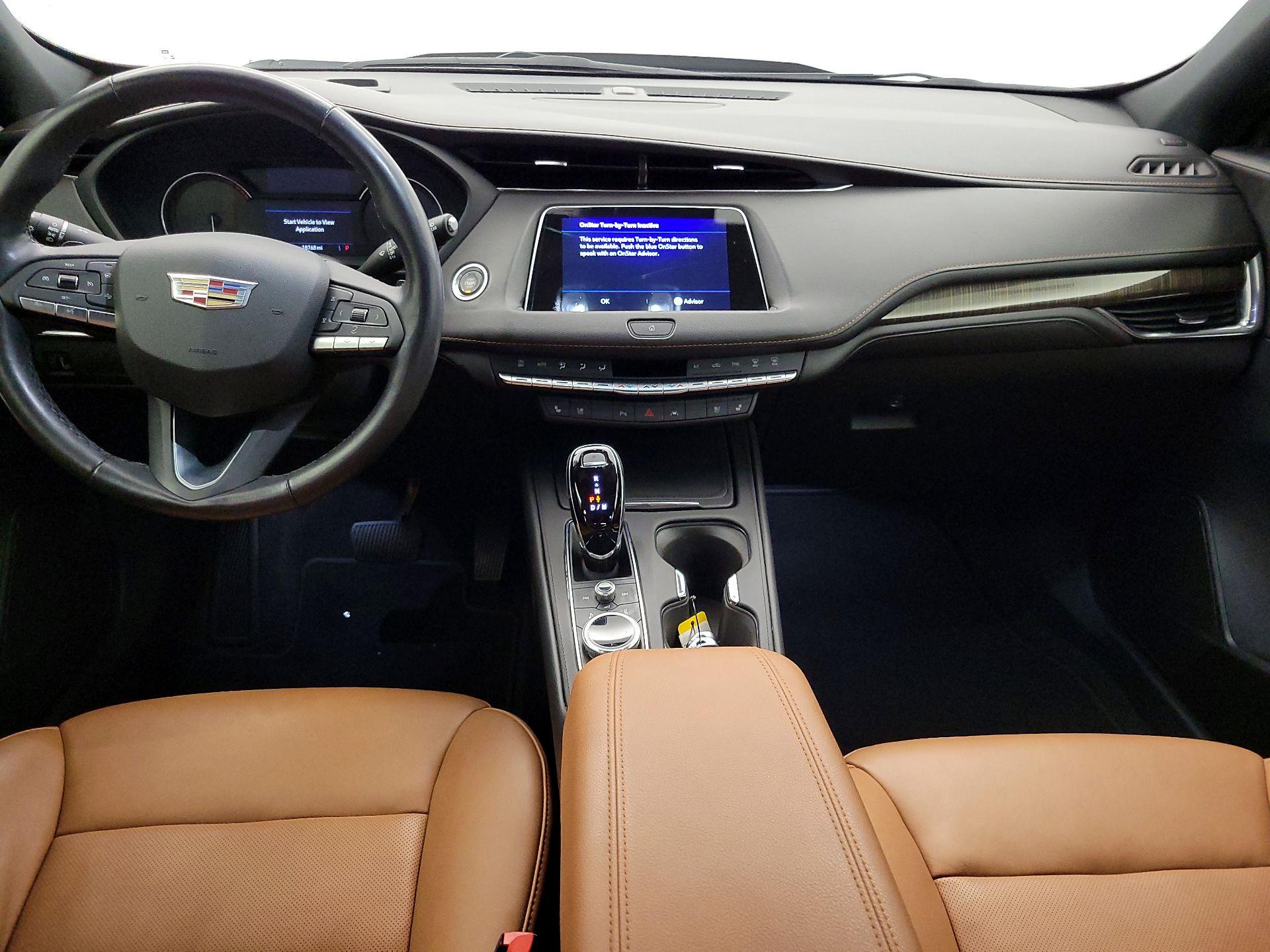 Thumbnail: 2023 Cadillac XT4 - 9