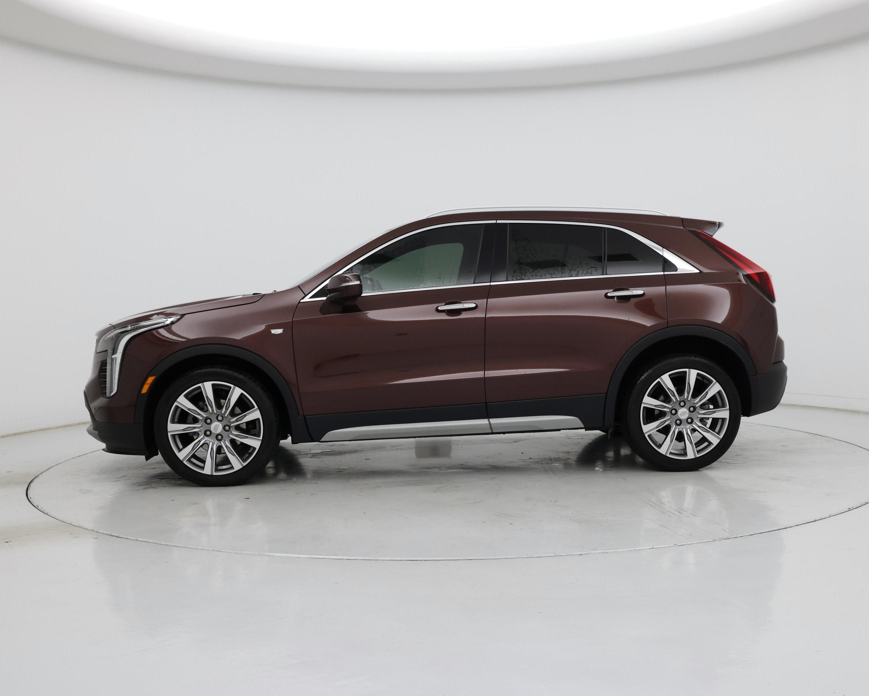 Thumbnail: 2023 Cadillac XT4 - 3