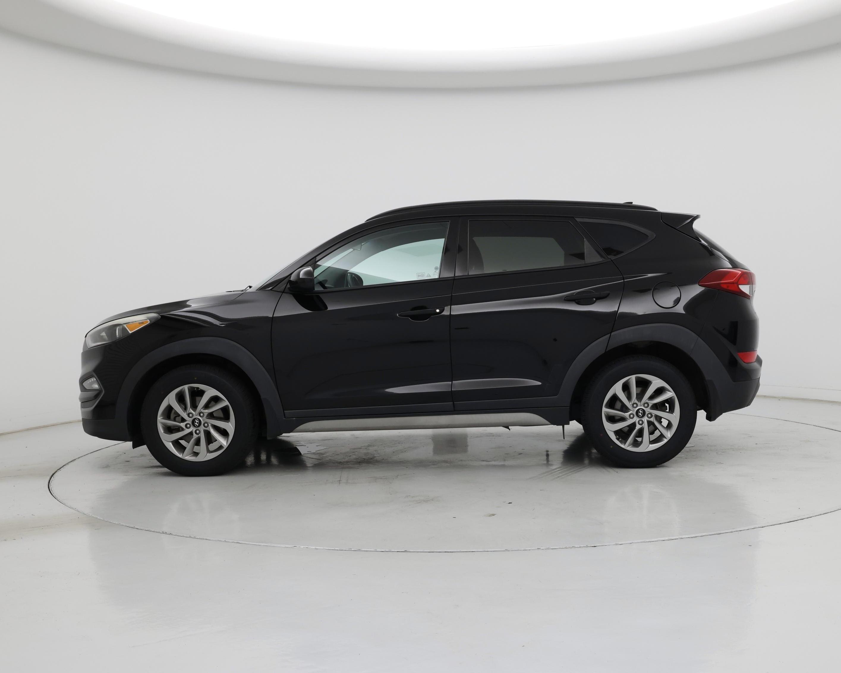 Thumbnail: 2018 Hyundai Tucson - 3