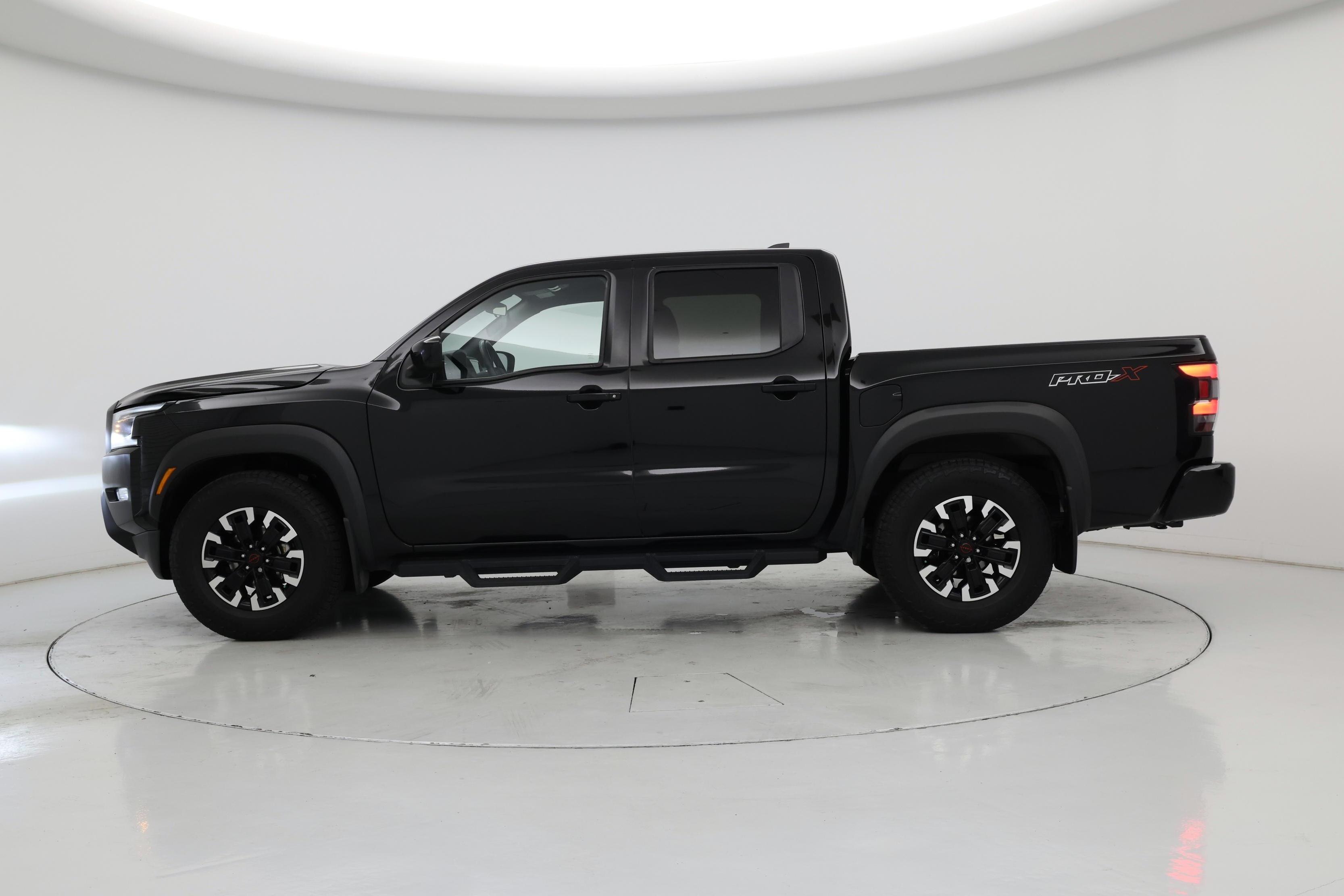 Thumbnail: 2024 Nissan Frontier - 3