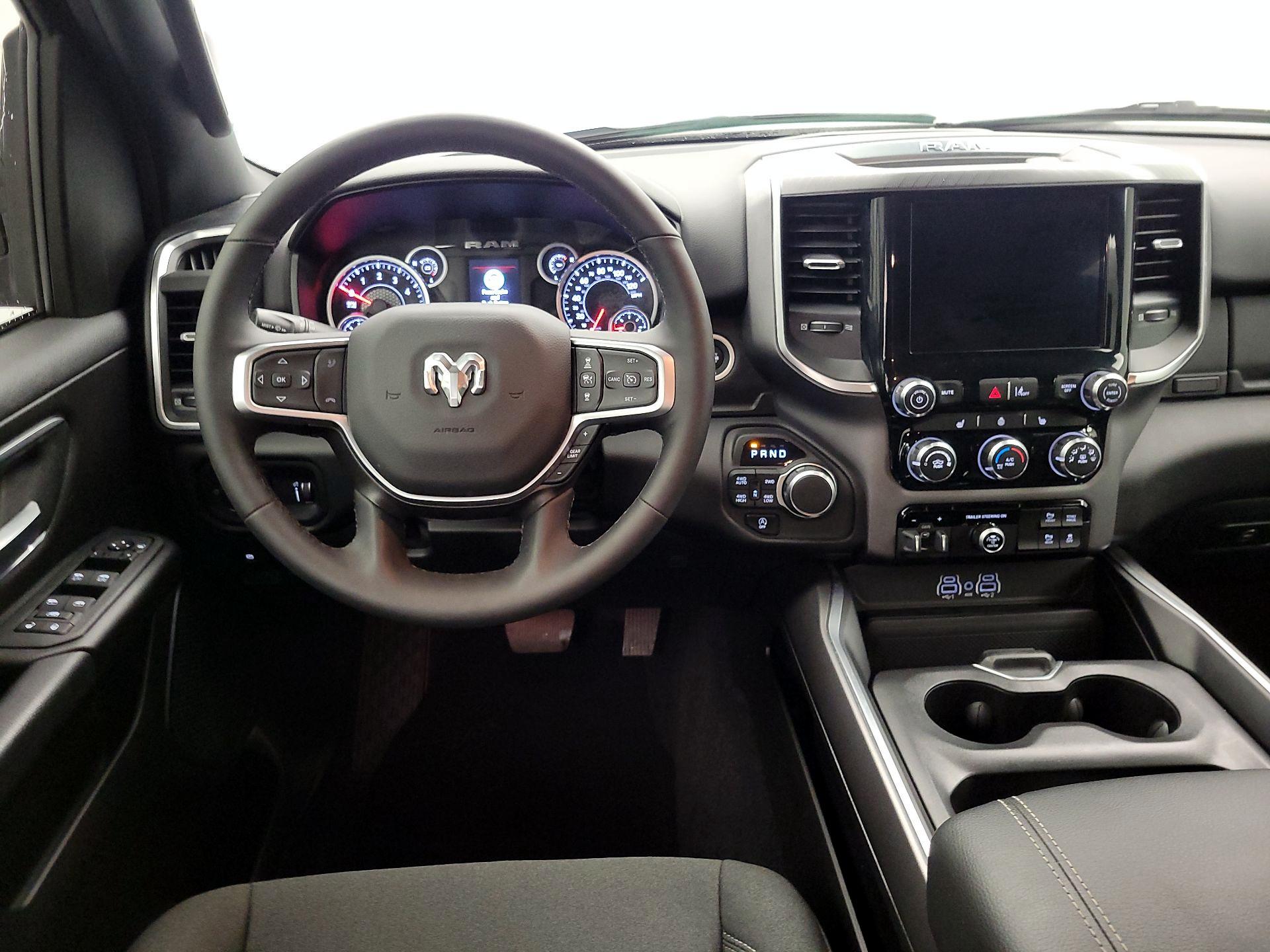 Thumbnail: 2025 RAM 1500 - 10