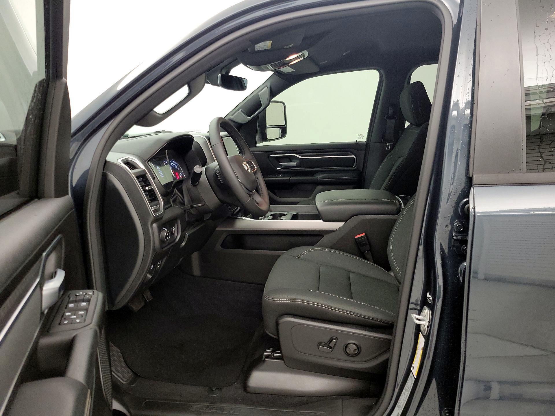 Thumbnail: 2025 RAM 1500 - 11