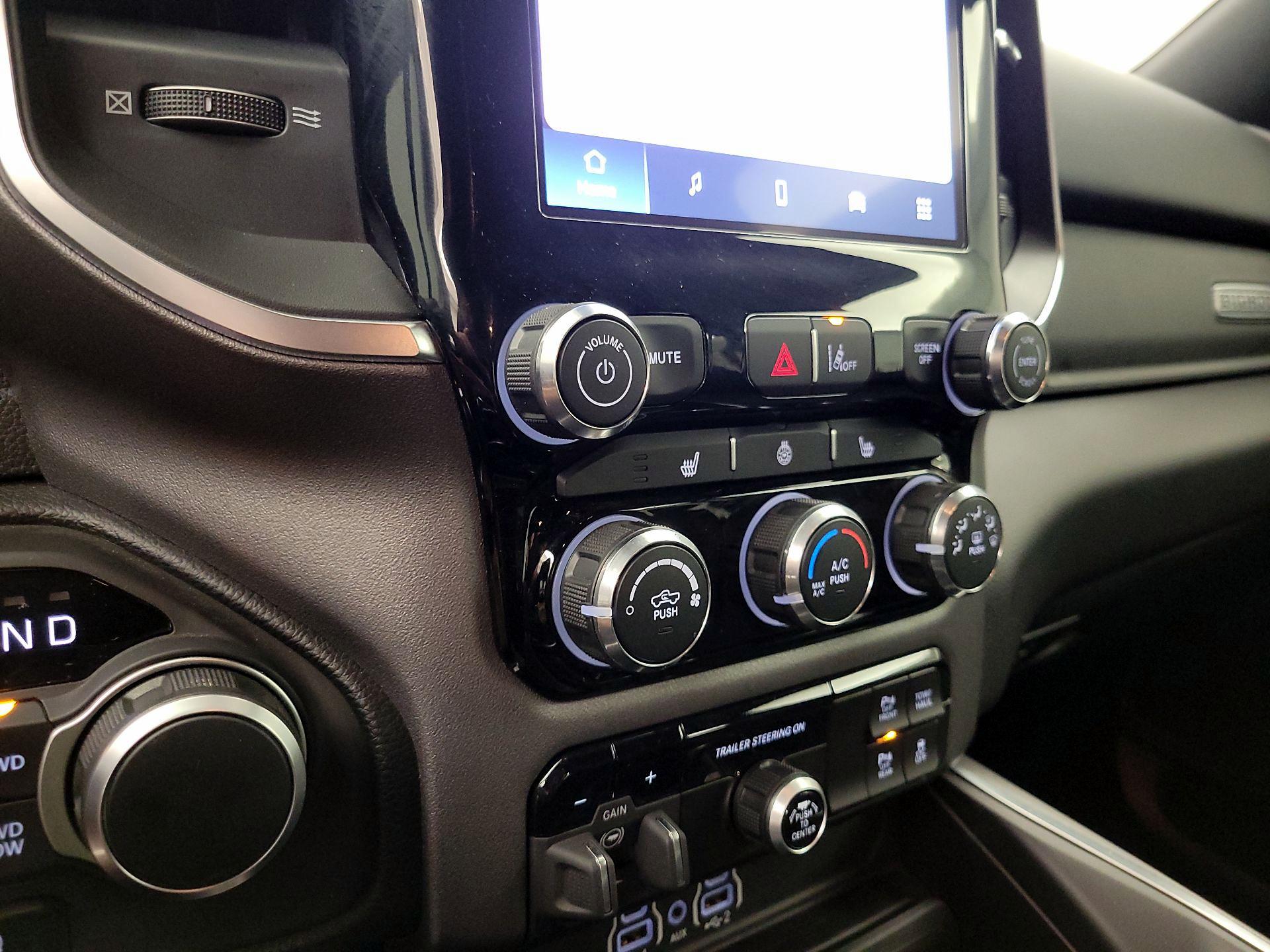 Thumbnail: 2025 RAM 1500 - 16