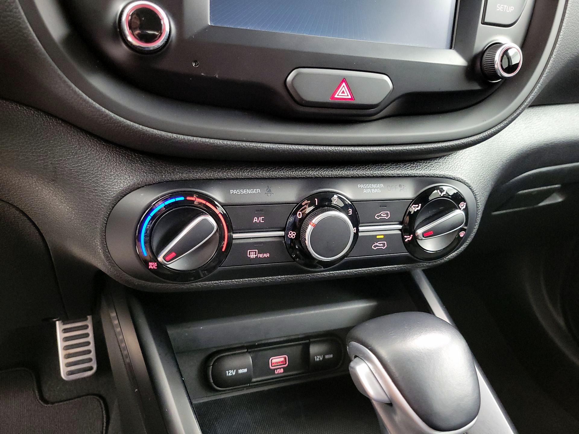 Thumbnail: 2020 Kia Soul - 16