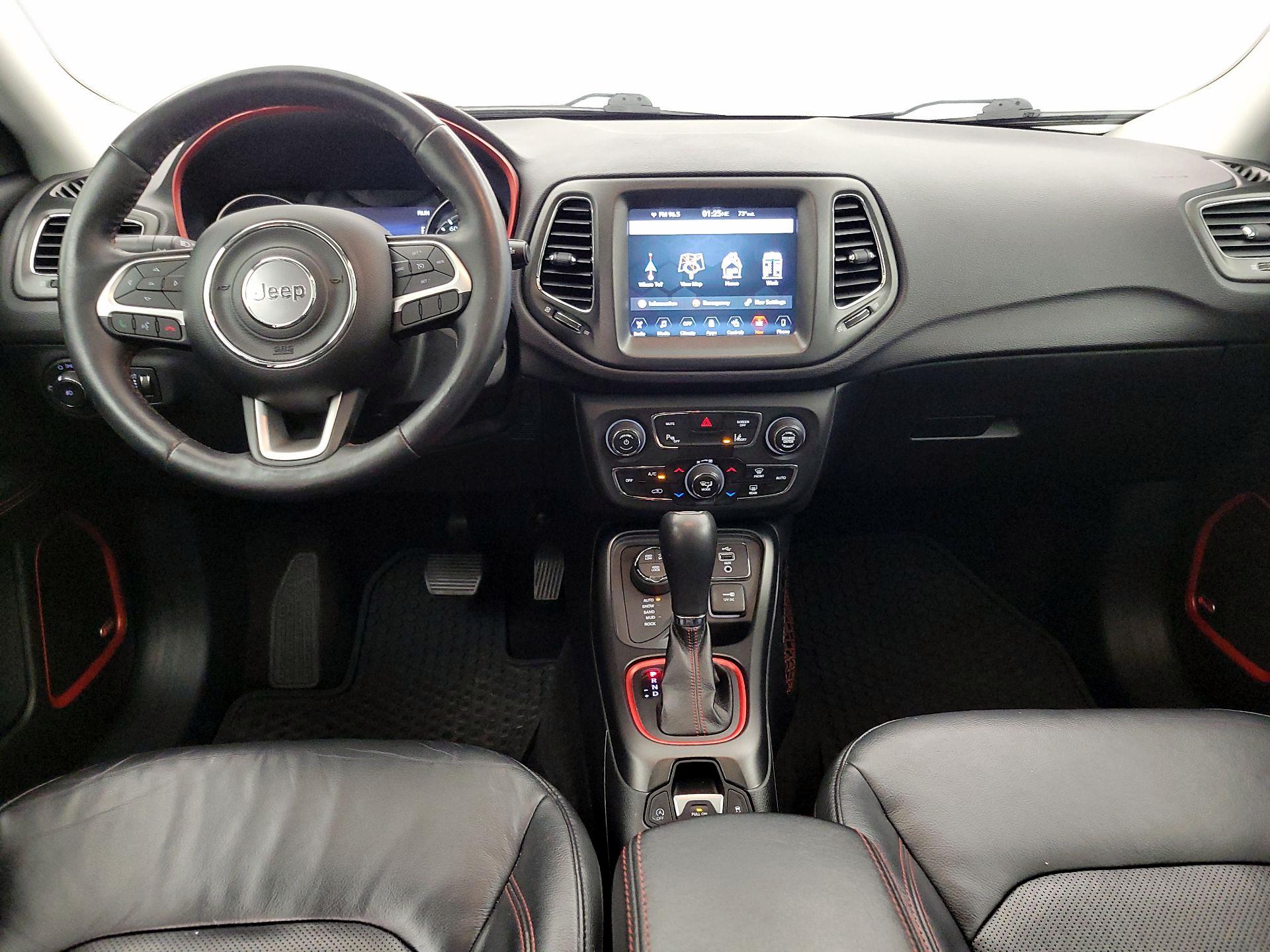 Thumbnail: 2017 Jeep Compass - 9