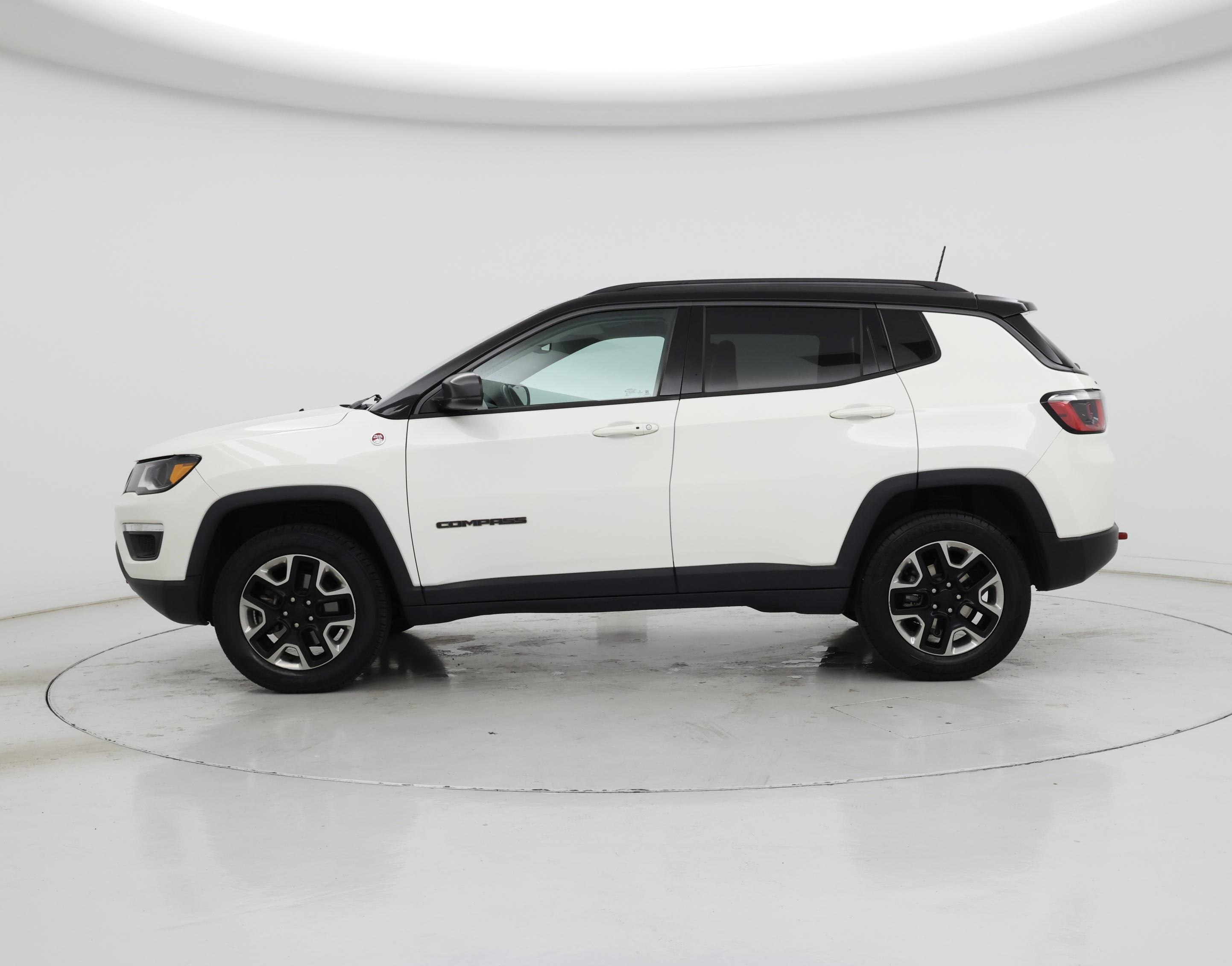 Thumbnail: 2017 Jeep Compass - 3