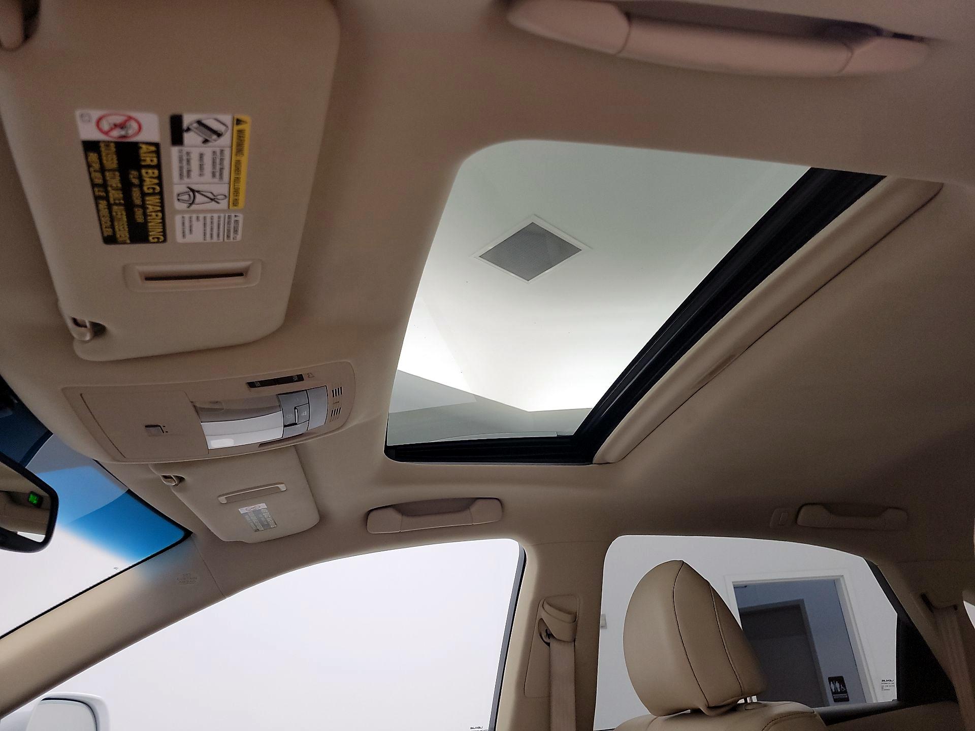 Thumbnail: 2015 Lexus RX - 19