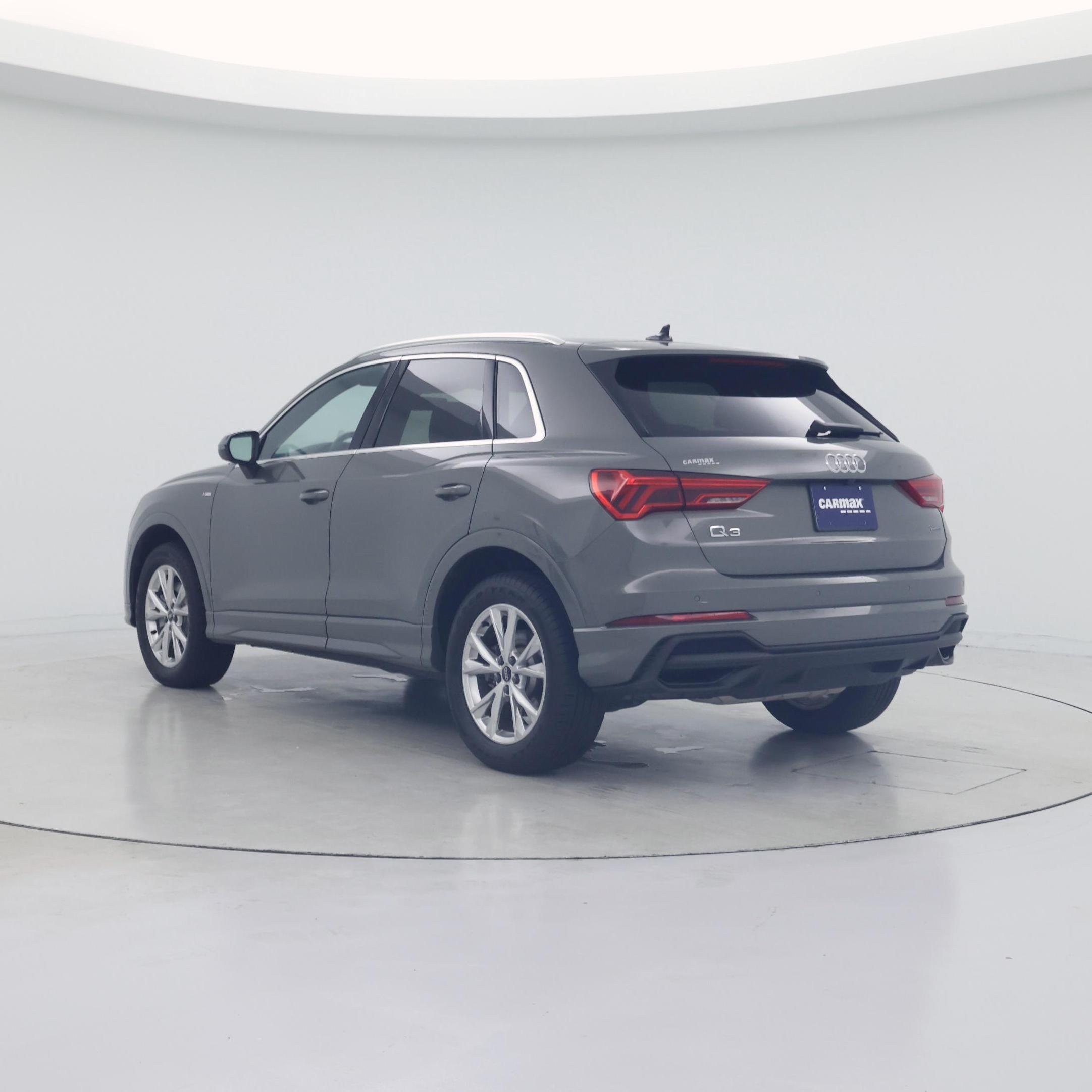 Thumbnail: 2024 Audi Q3 - 2