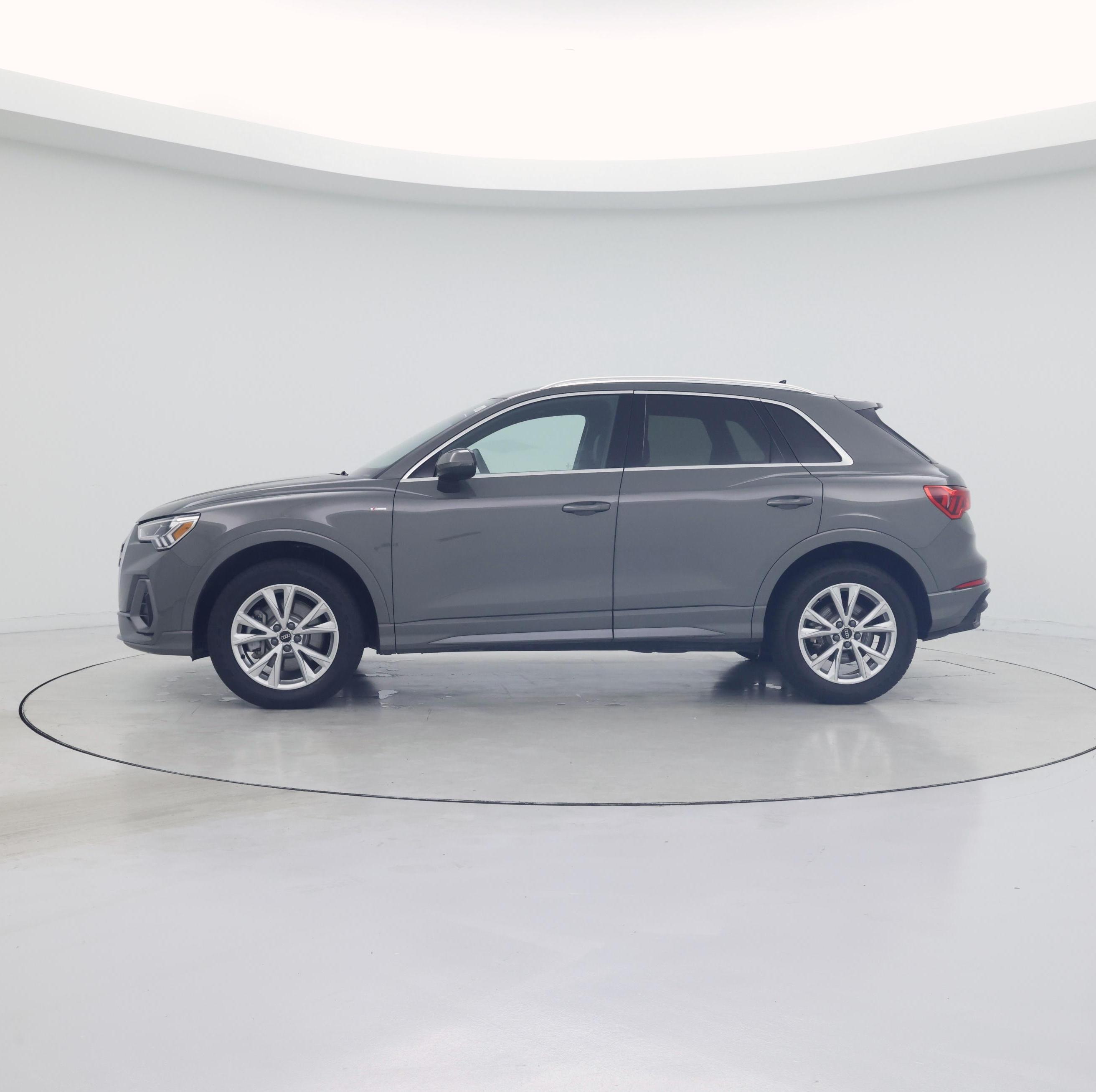 Thumbnail: 2024 Audi Q3 - 3