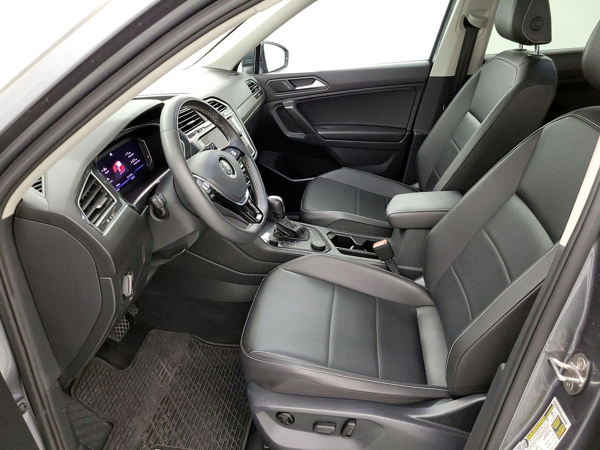 Thumbnail: 2021 Volkswagen Tiguan - 11