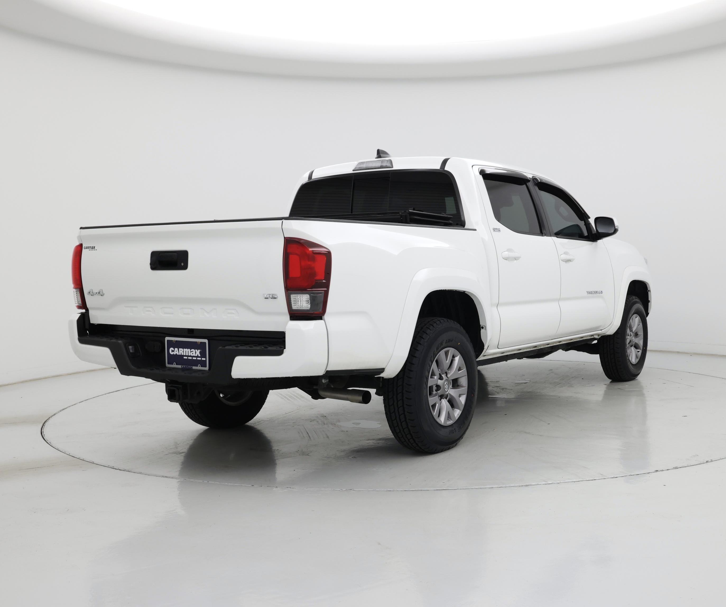 Thumbnail: 2023 Toyota Tacoma - 8