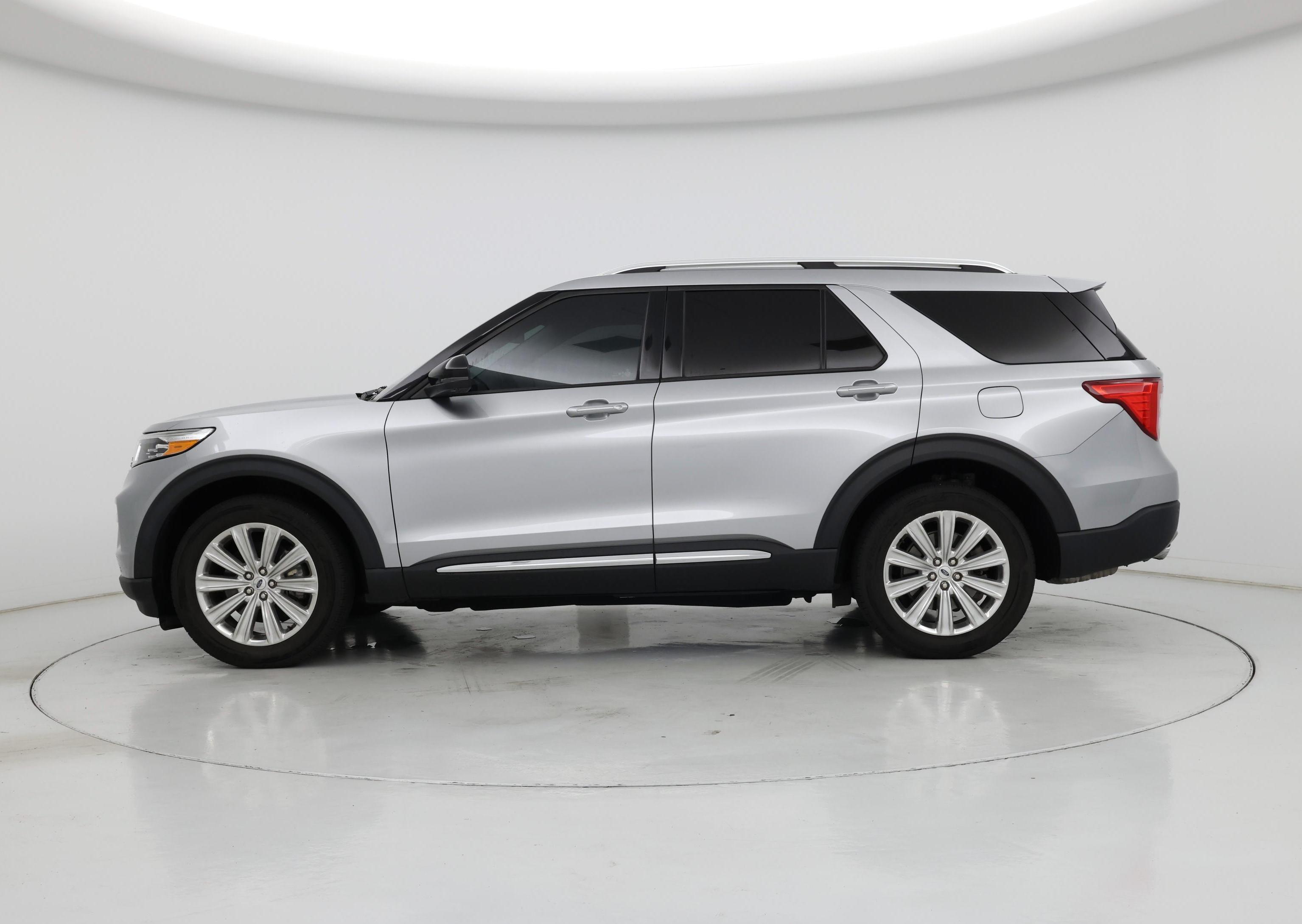 Thumbnail: 2021 Ford Explorer - 3