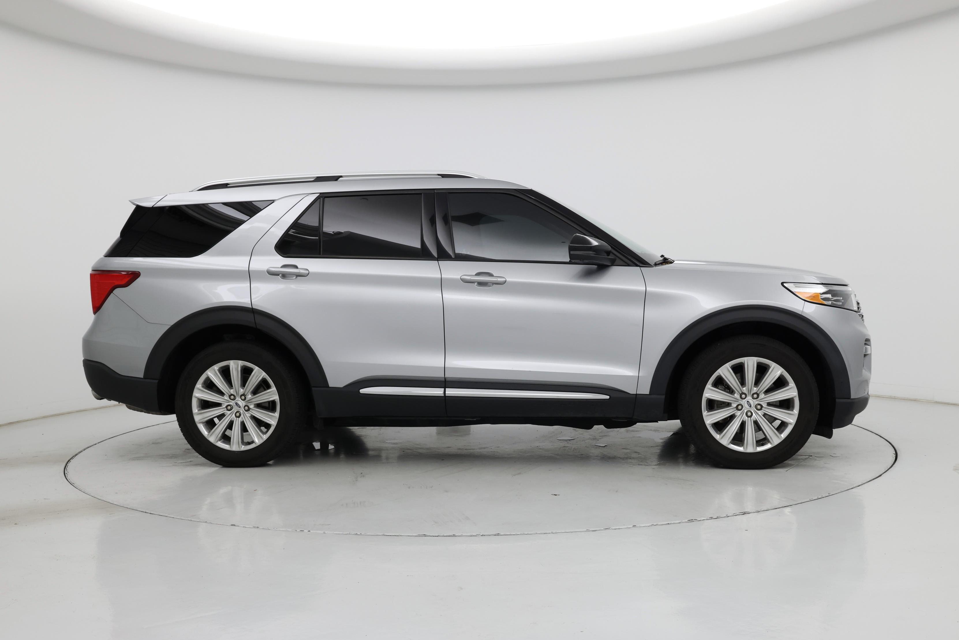 Thumbnail: 2021 Ford Explorer - 7