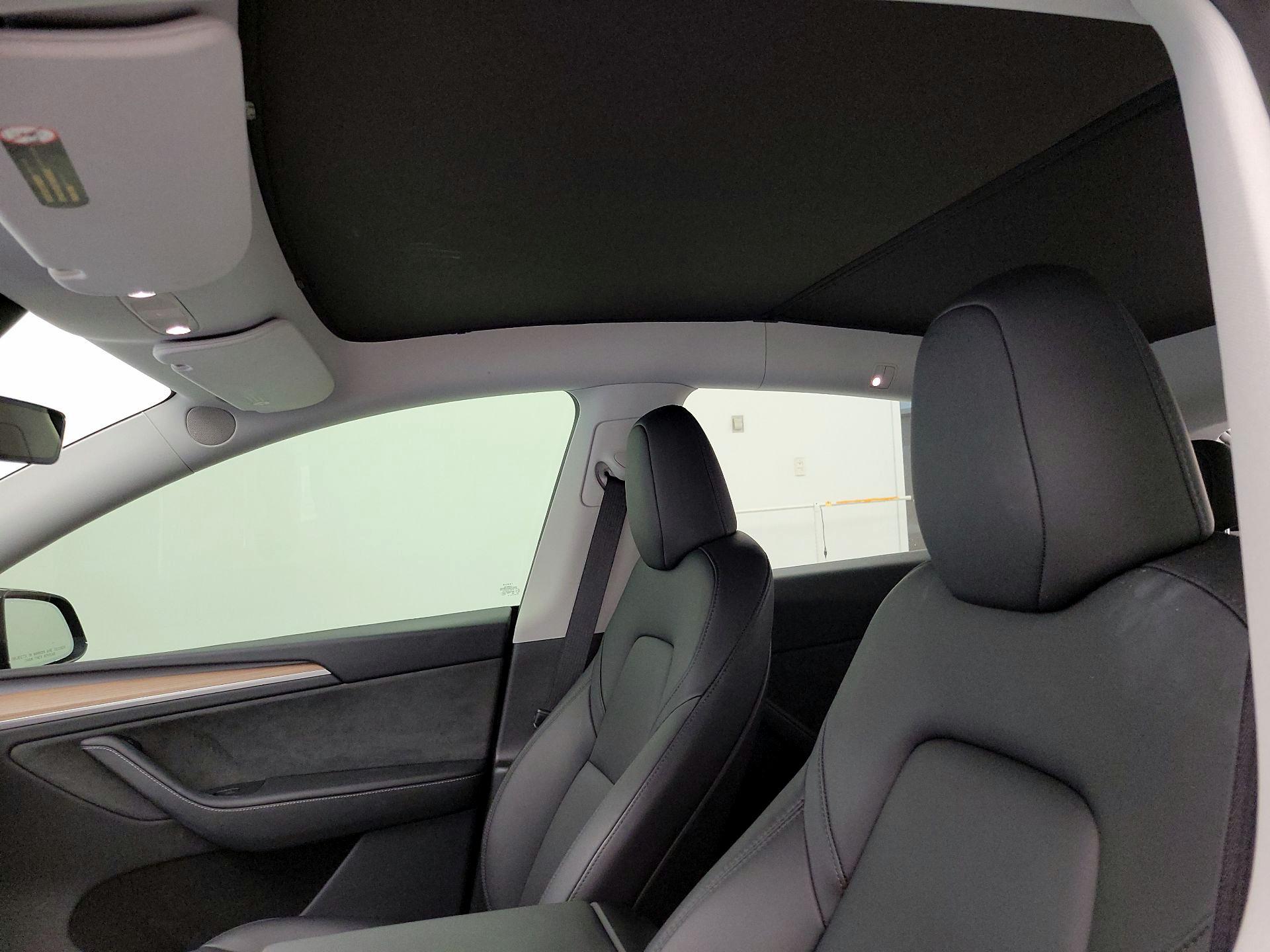 Thumbnail: 2024 Tesla Model Y - 18