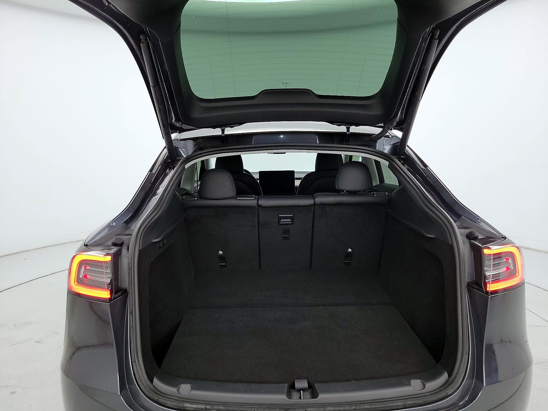 Thumbnail: 2024 Tesla Model Y - 20