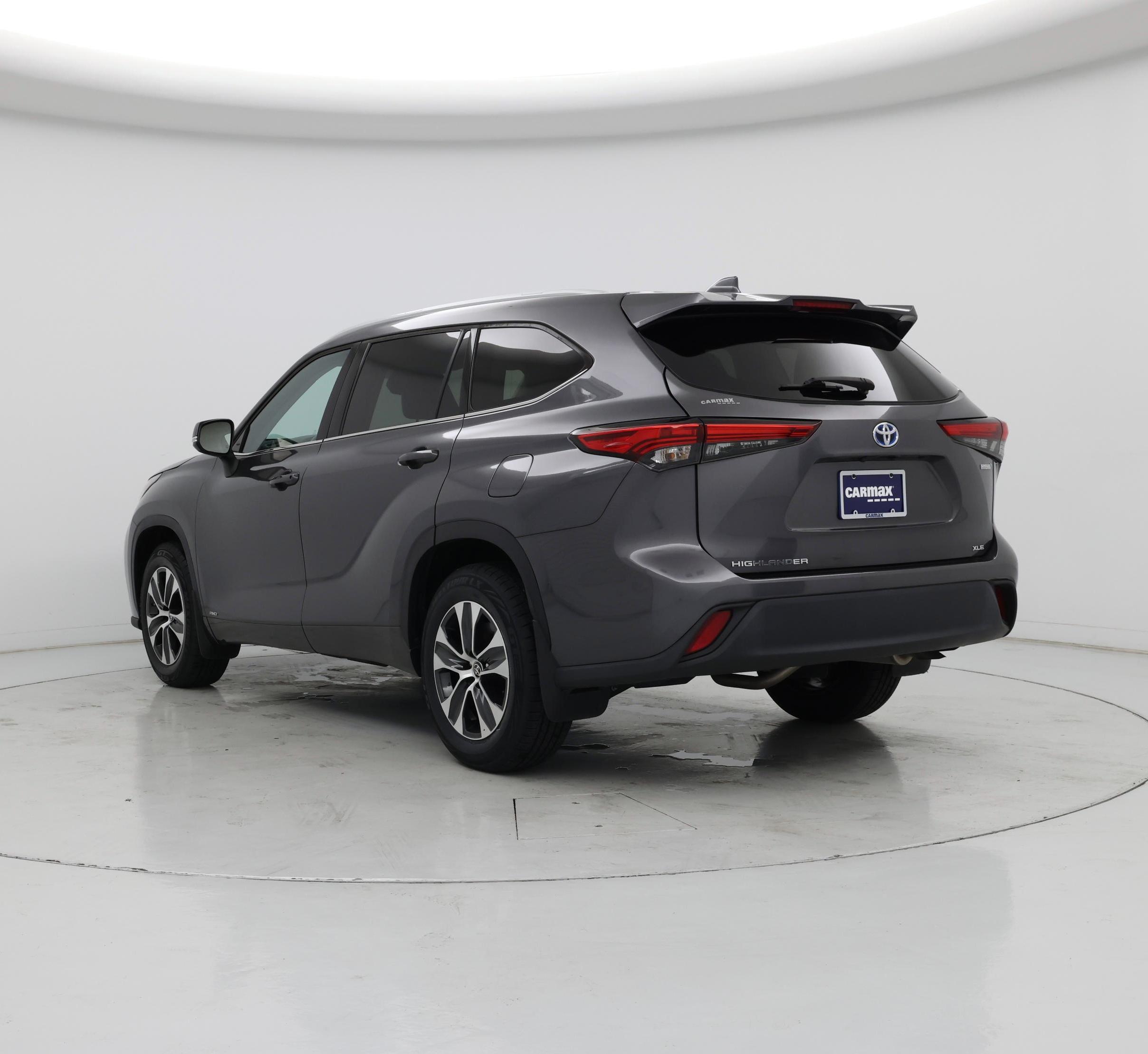 Thumbnail: 2022 Toyota Highlander - 2