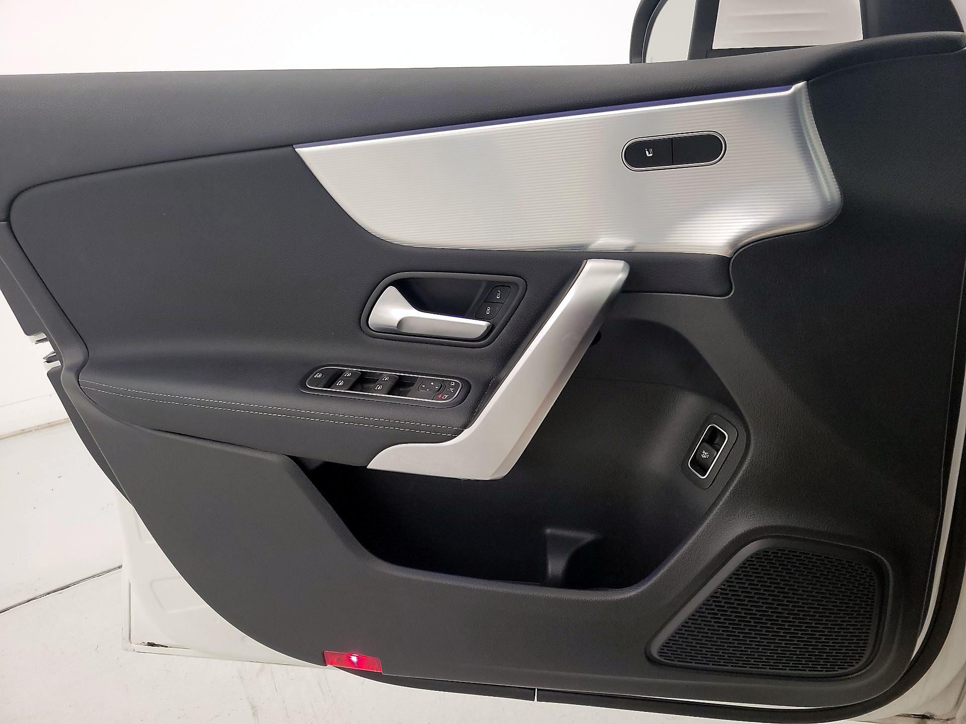 Thumbnail: 2022 Mercedes-Benz A-Class - 12