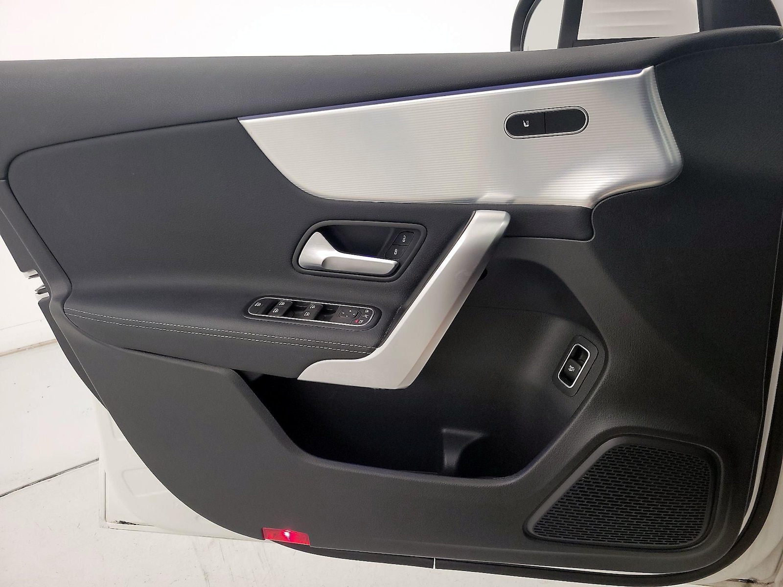 2022 Mercedes-Benz A-Class A220 - Photo 13