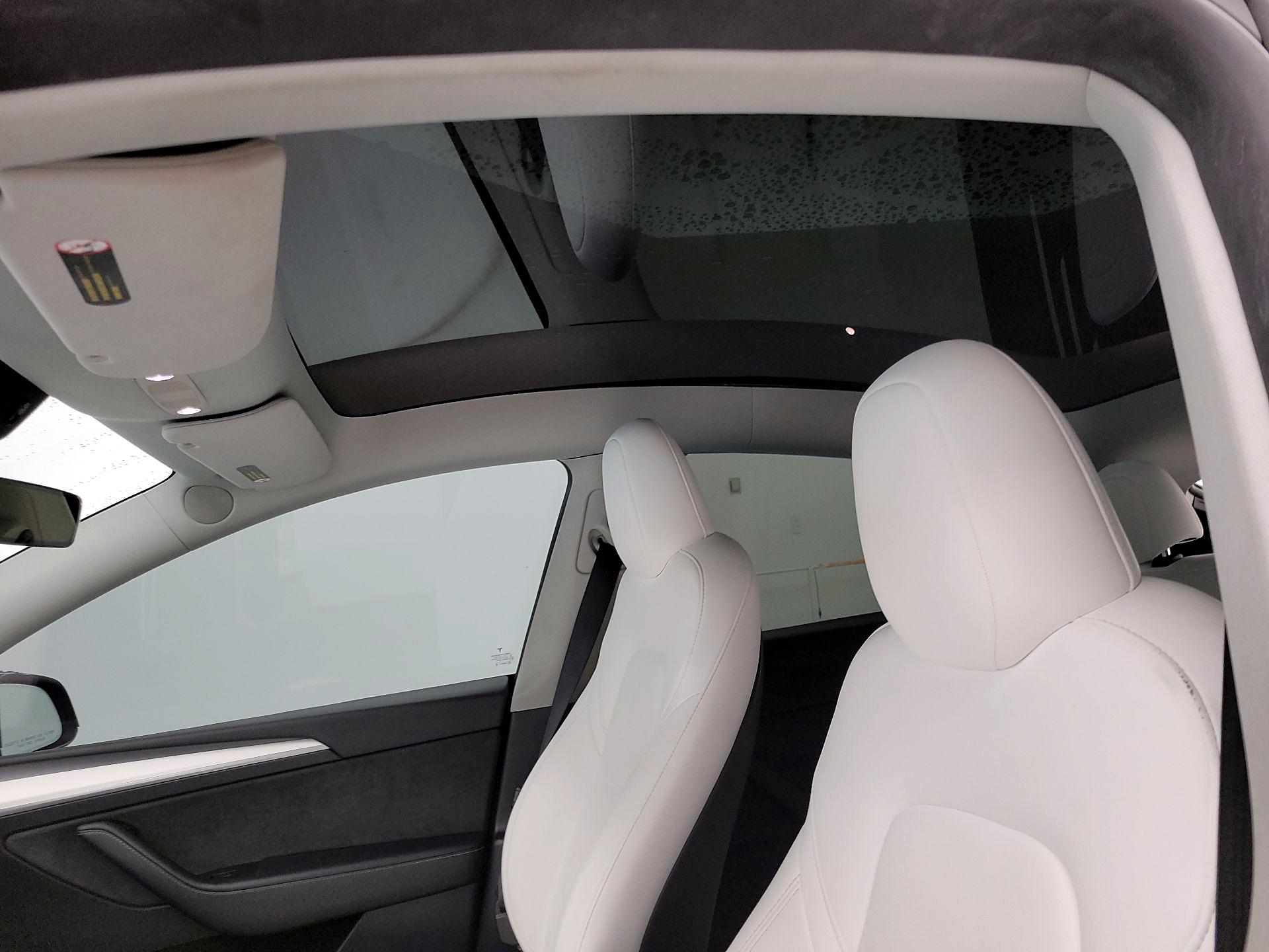 Thumbnail: 2023 Tesla Model Y - 18
