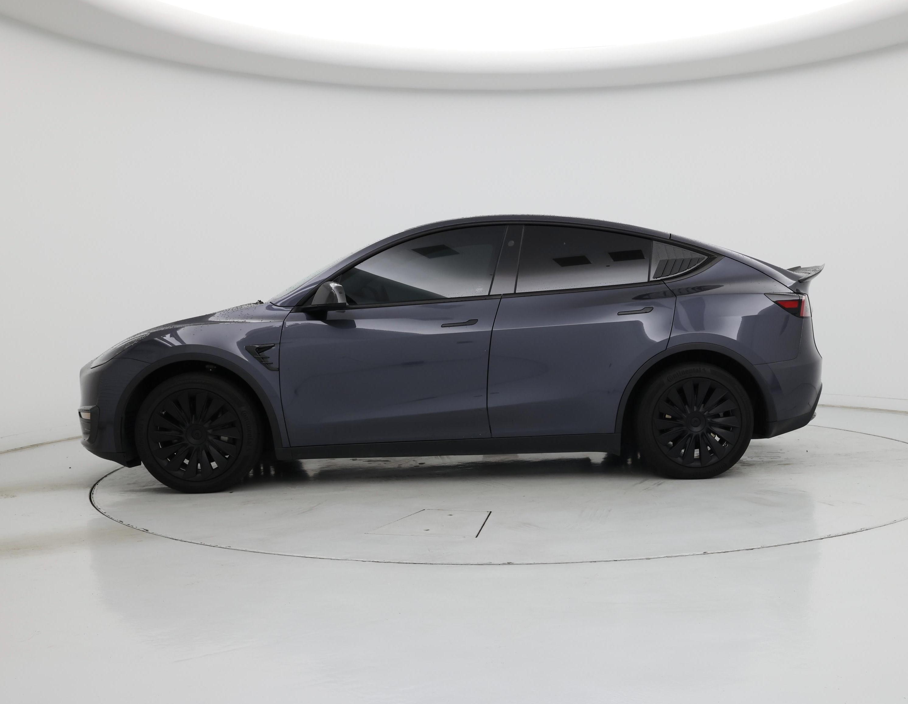 Thumbnail: 2023 Tesla Model Y - 3
