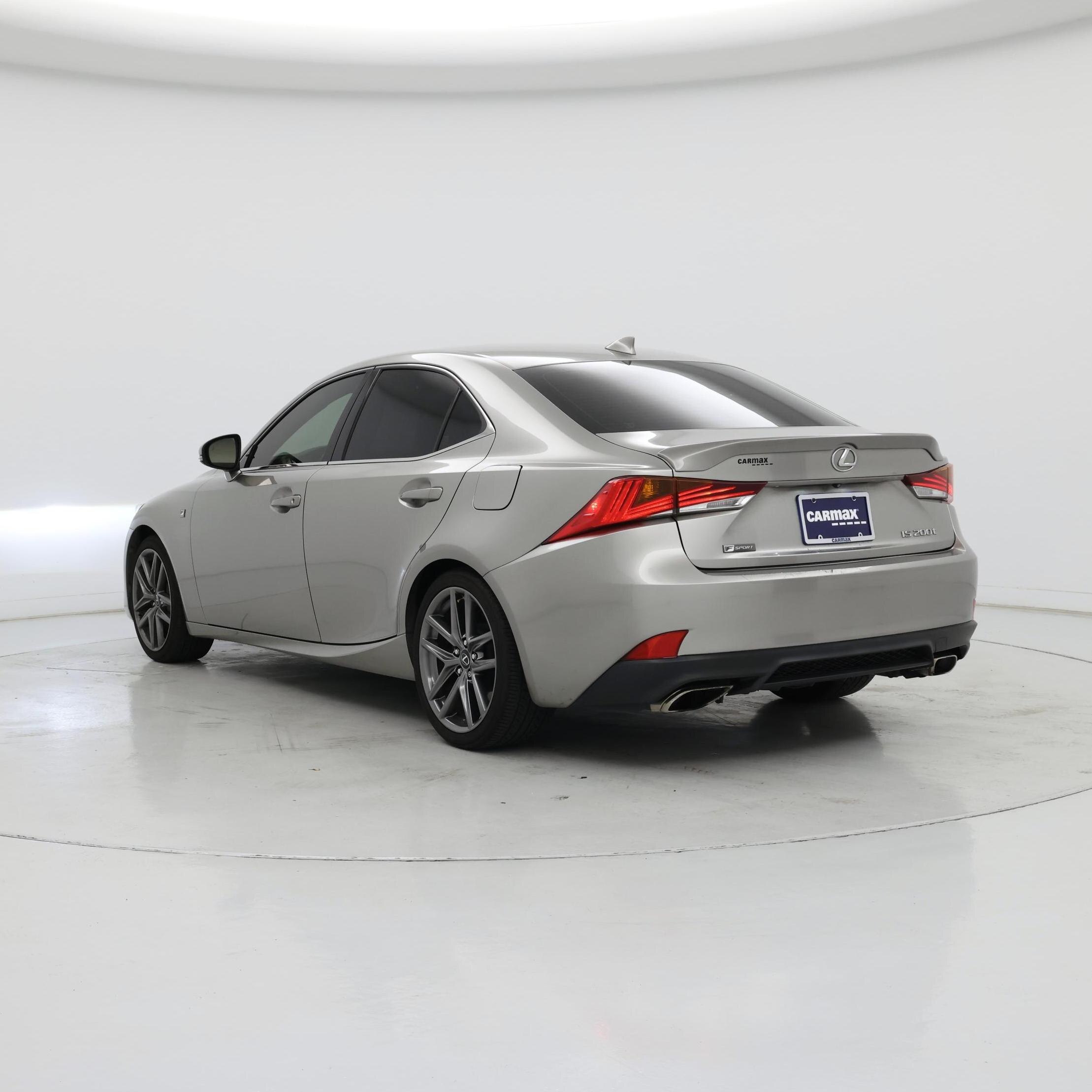 Thumbnail: 2017 Lexus IS - 2